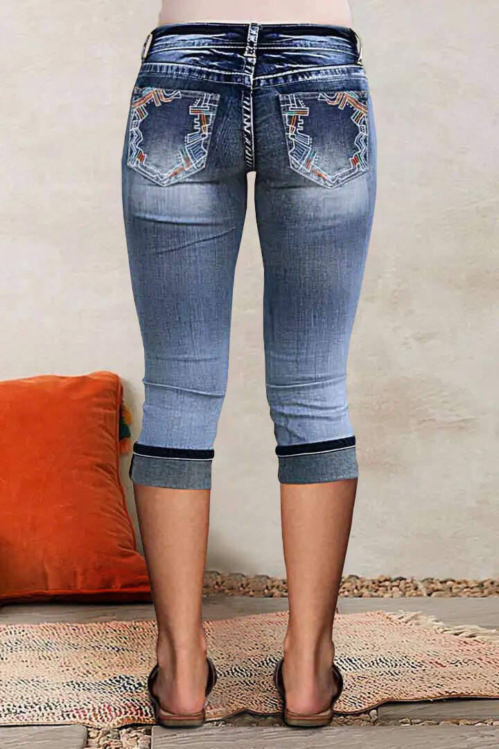 Embroidered Wash High Stretch Low Waist Capri Jeans