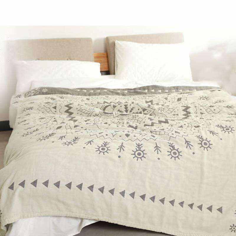 Chic Mandala Reversible Flower Cotton Quilt
