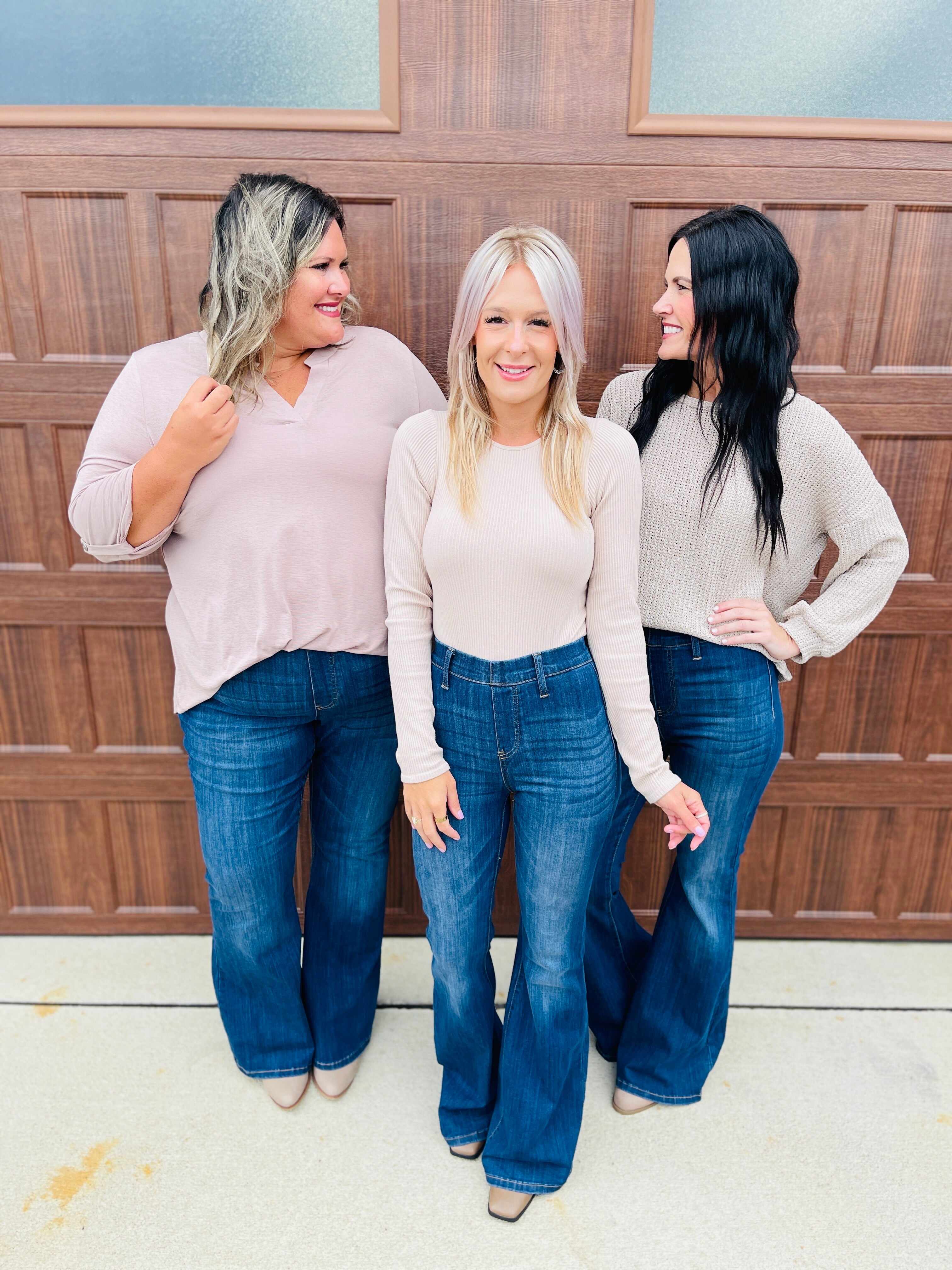 REG/CURVY Dream On Pull On Flare Jeans