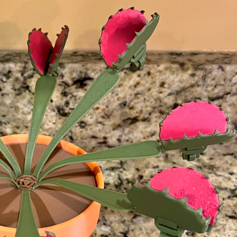 3D Printed Venus Flytrap snack clip Potted Plant
