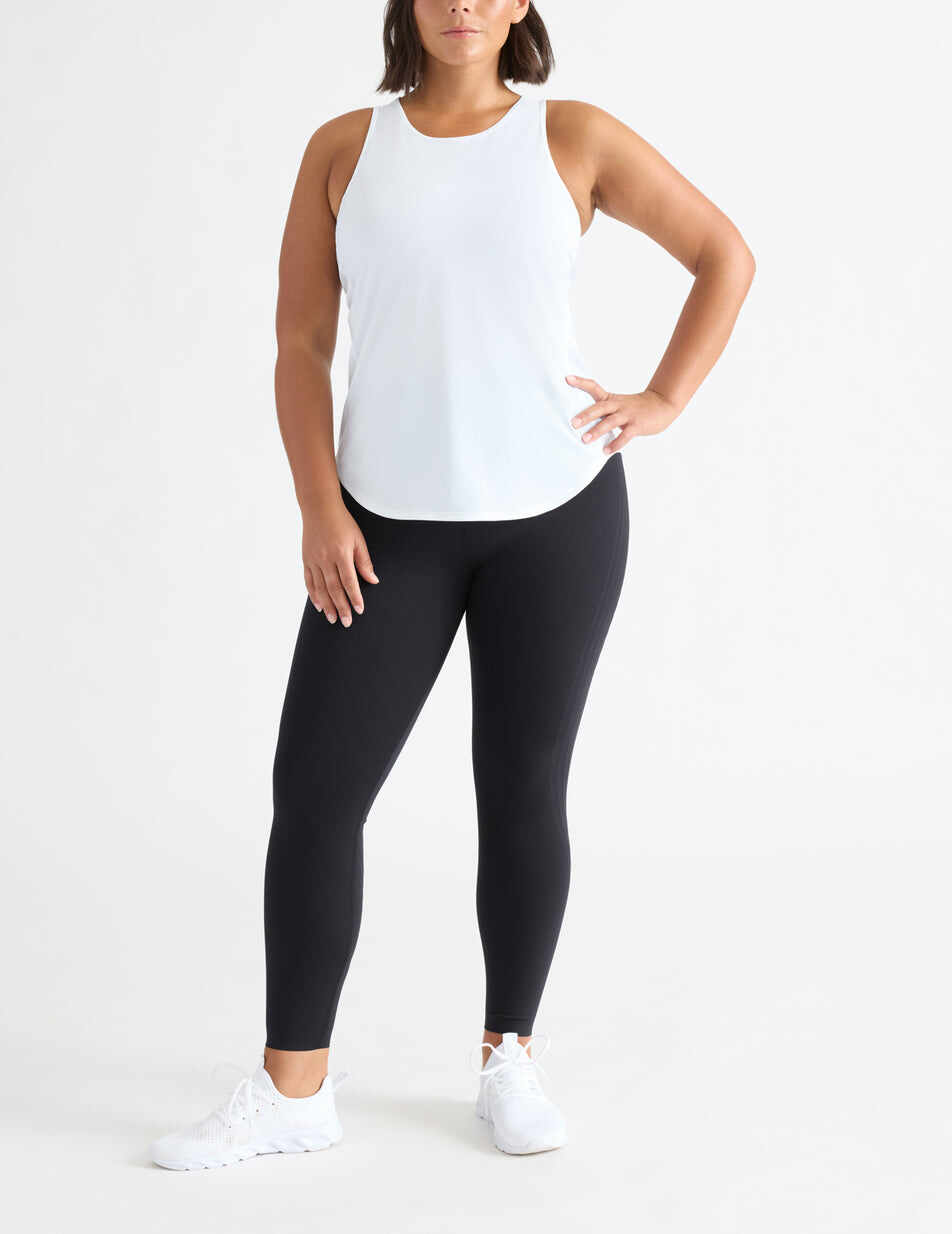 Momenta Active Tank