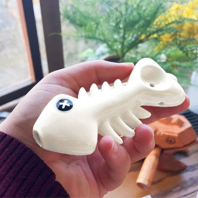 The Ceramic Fish Bone Pipe