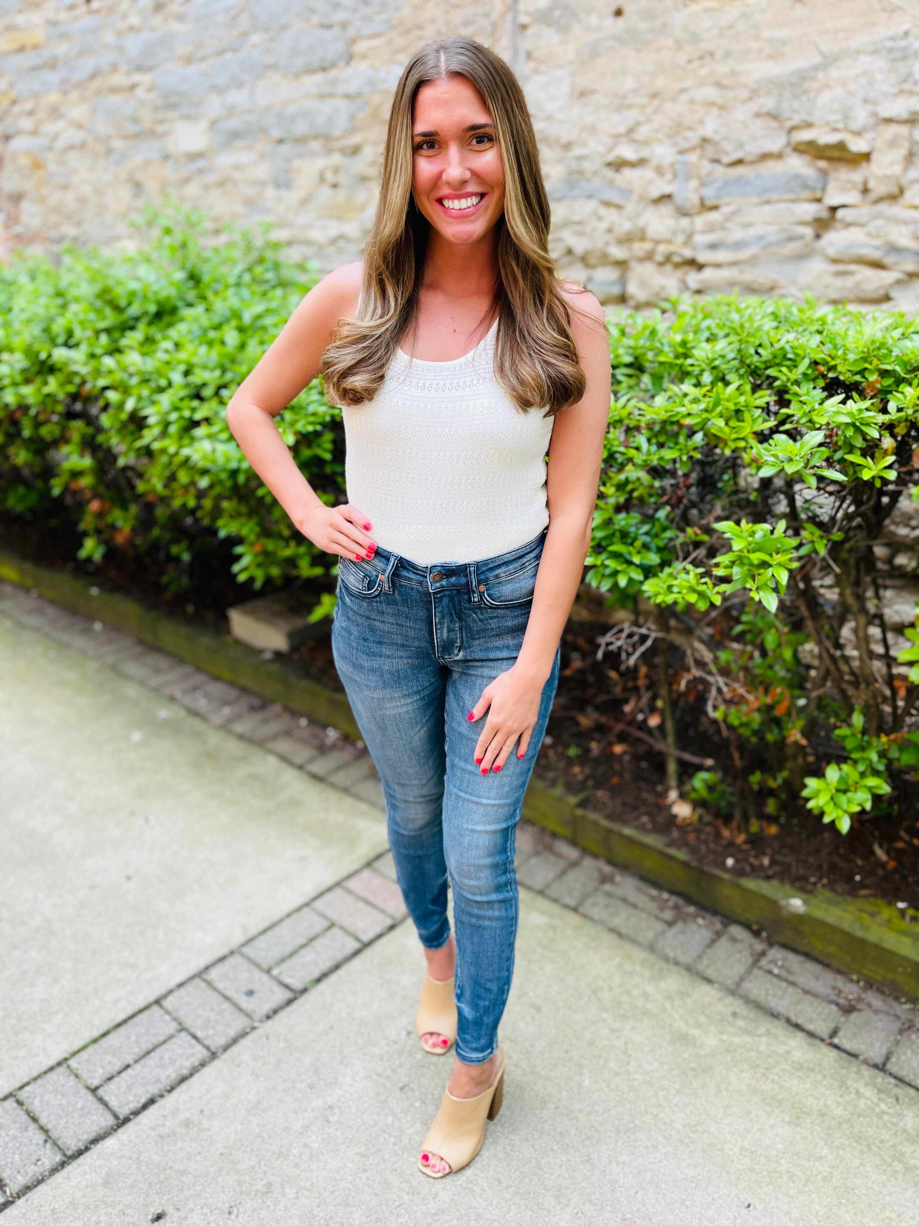 Tummy Control Skinny Jeans in Reg/Curvy Total Infatuation Restock