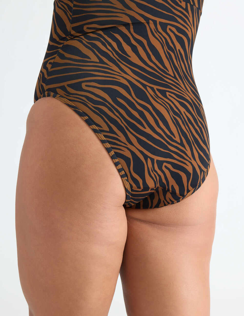Leakproof Deep V One Piece Swimsuit