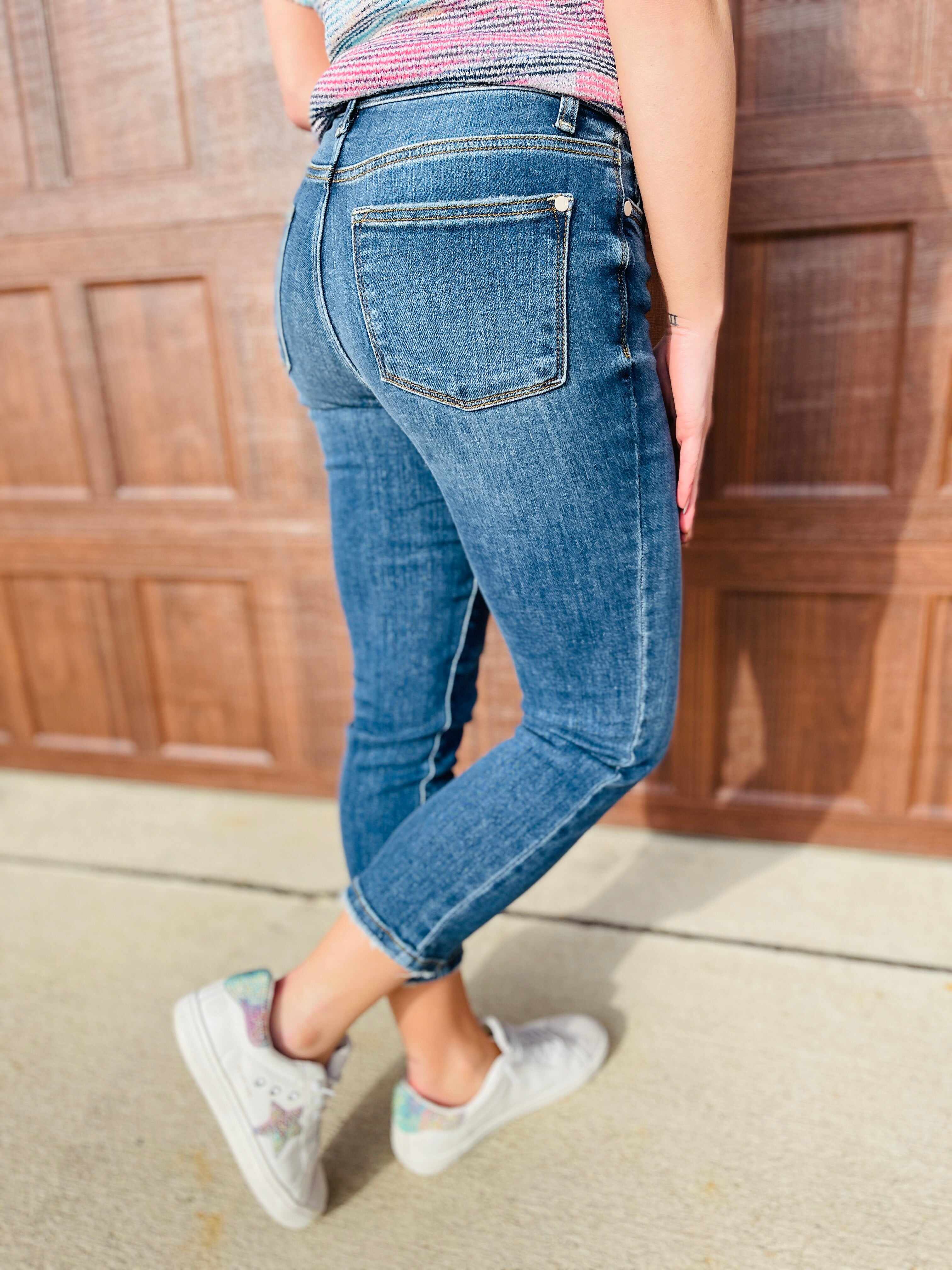 PLUS/REG Can't Resist Capris