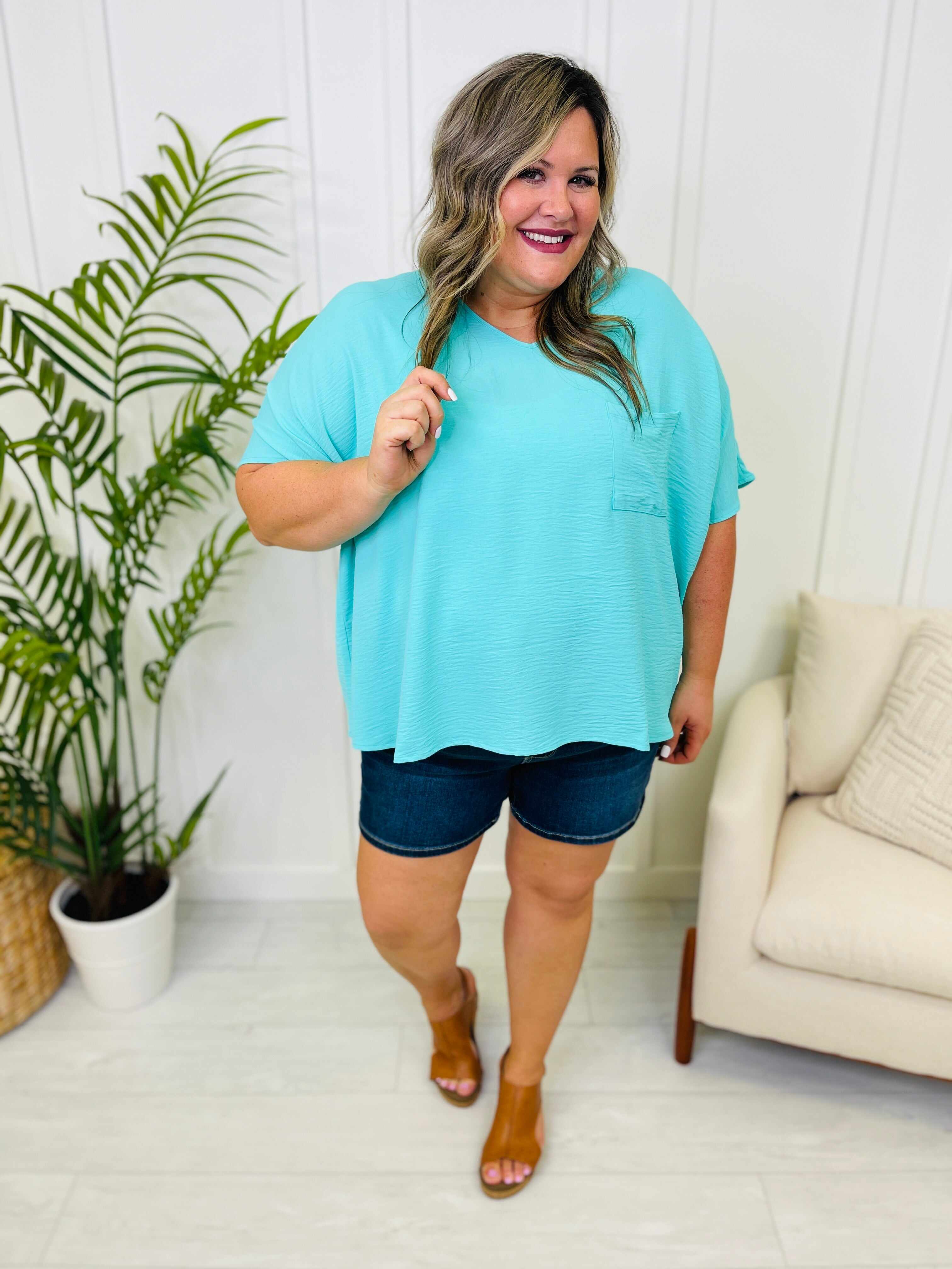 Plus/Reg Sweet Summertime Mid Rise Dark Wash Shorts