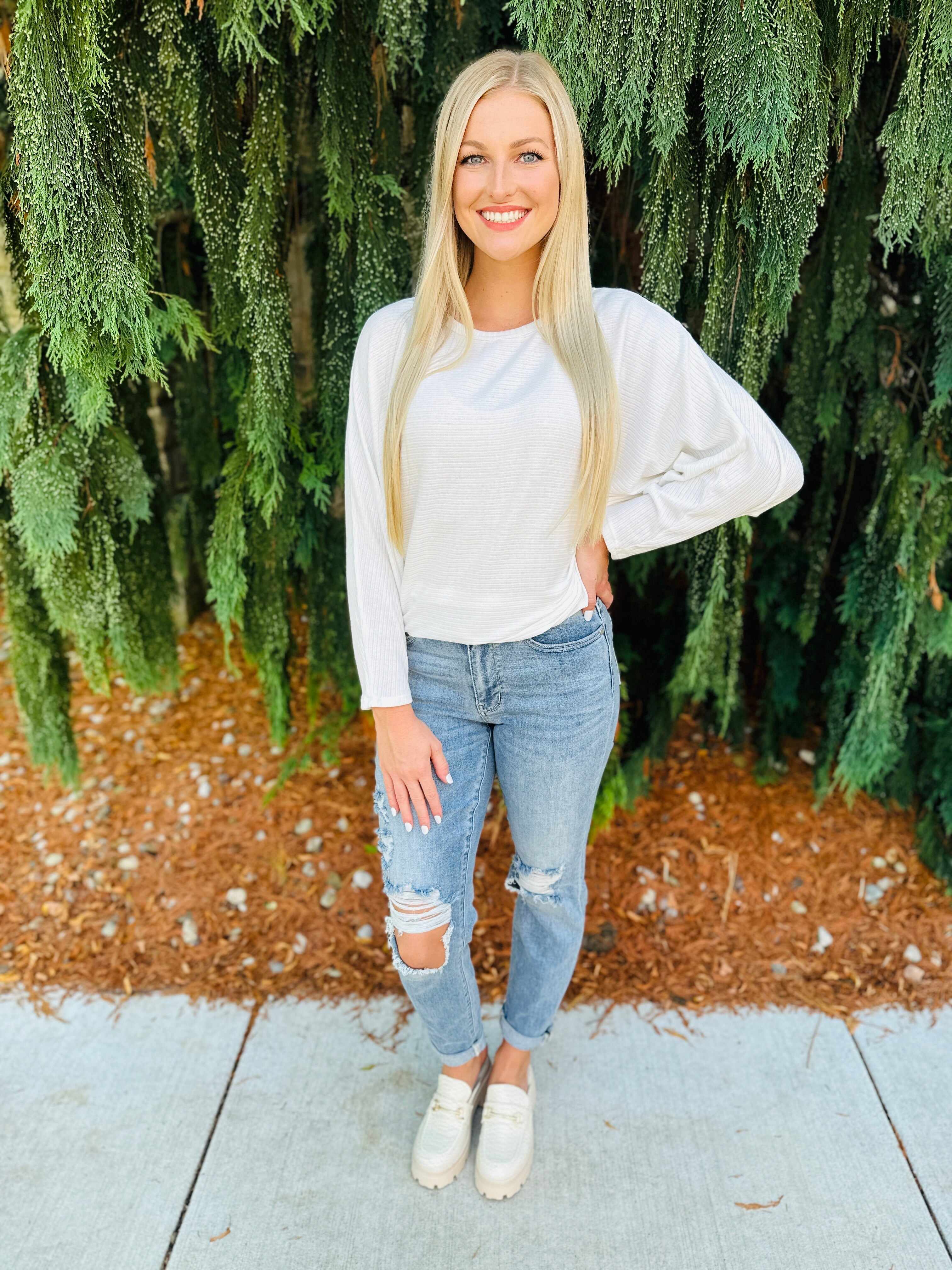 REG/CURVY Always On My Mind Midrise Boyfriend Jeans