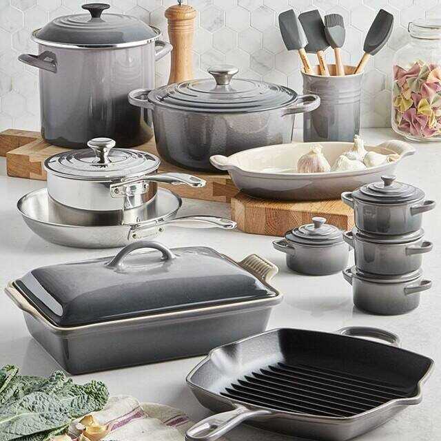 Mixed 20 PCs Cast Iron Cookware Set