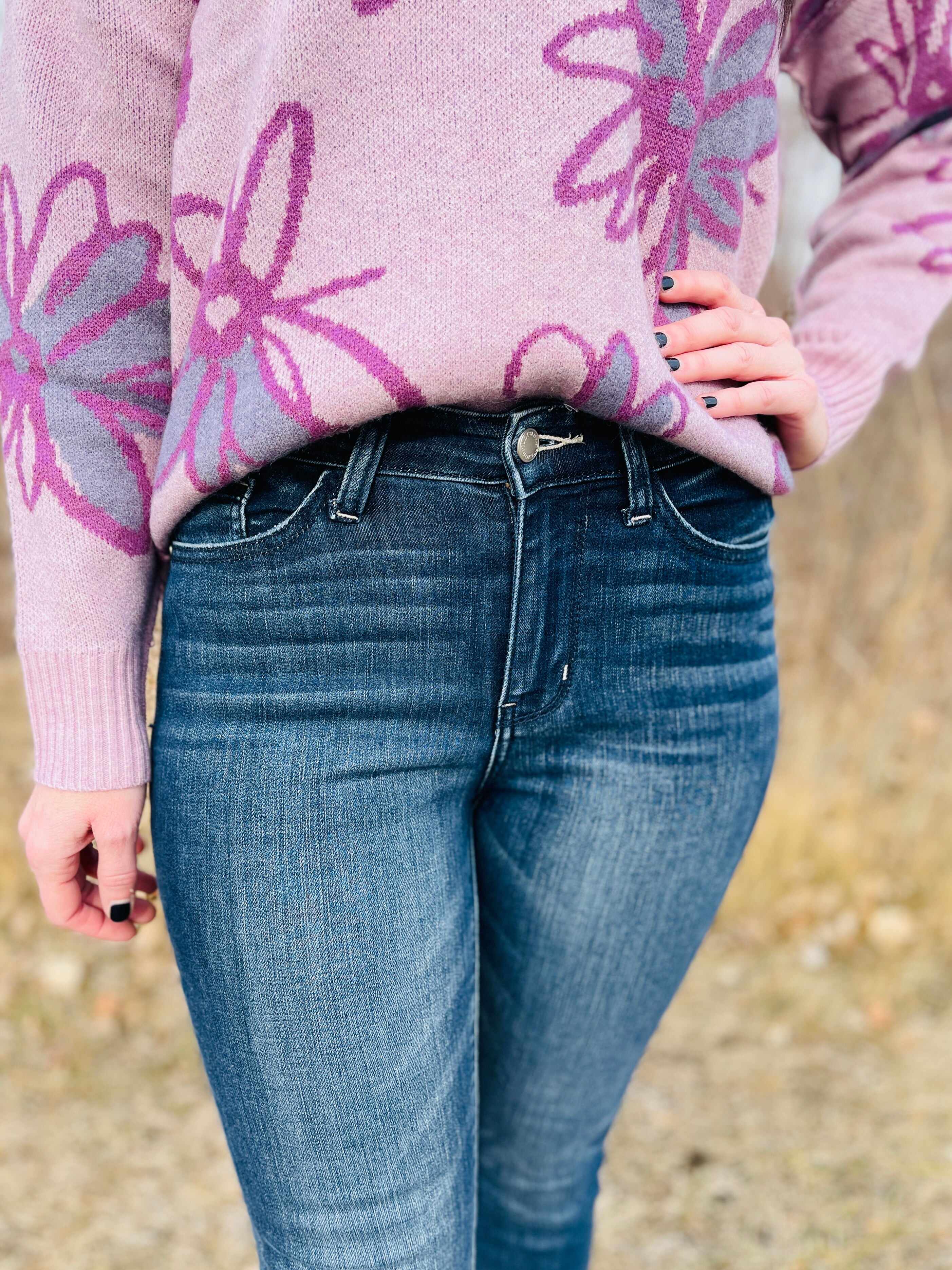PLUS/REG Picture Perfect Skinny Jeans
