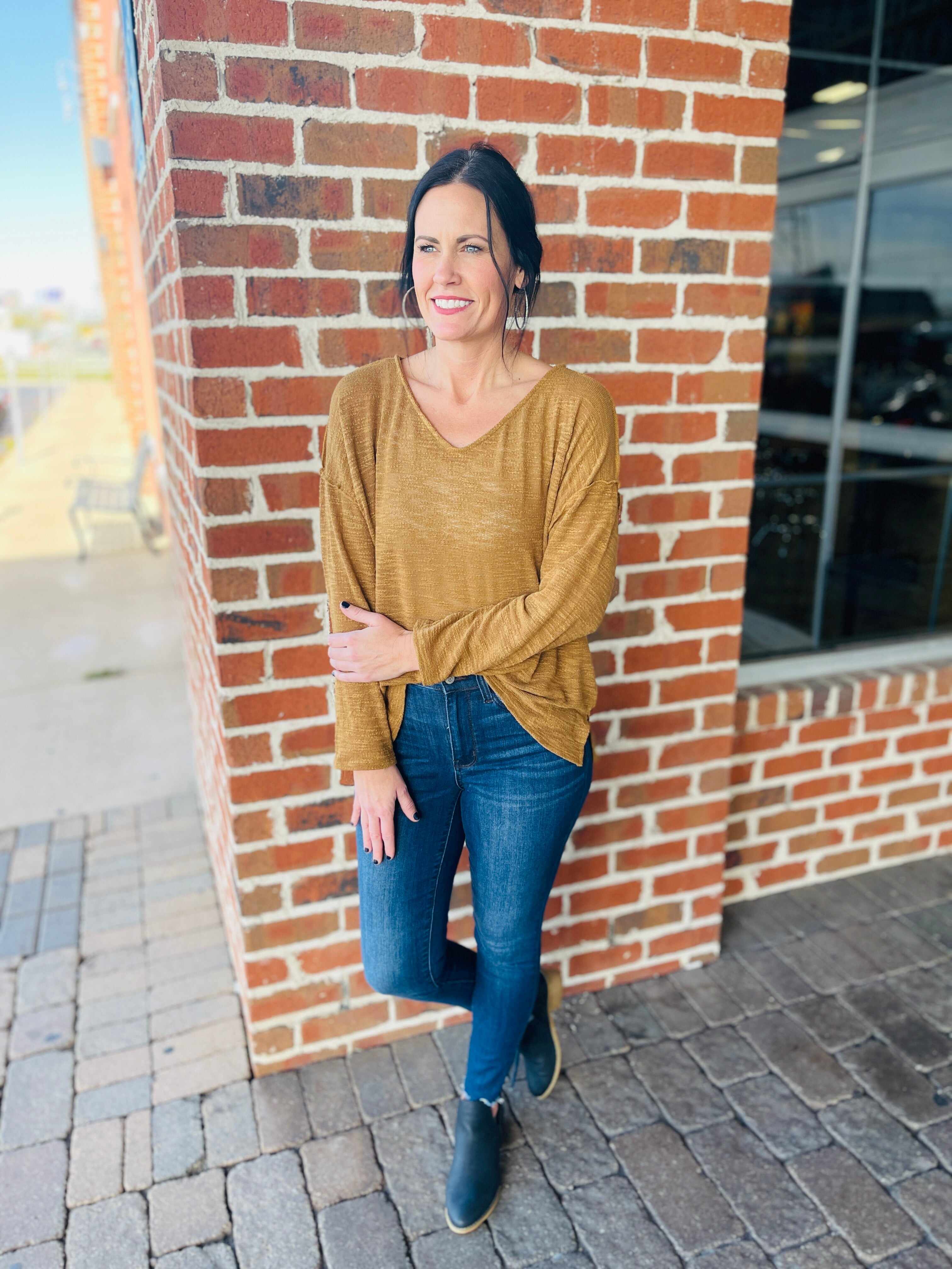 Plus/Reg Always On Your Side Slit Skinny Jeans