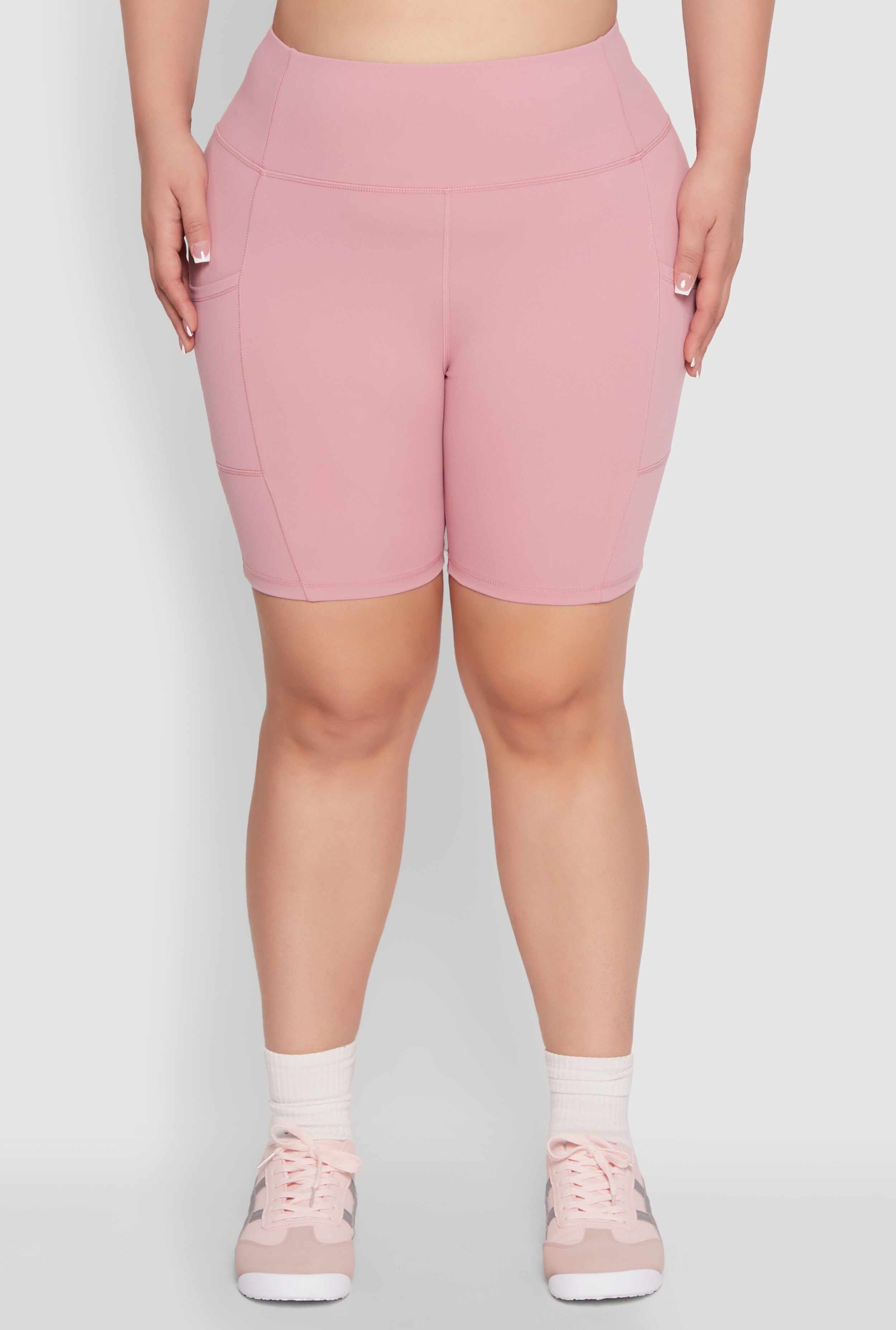 Plus Size Cell Phone Pocket Snatched Bike Shorts