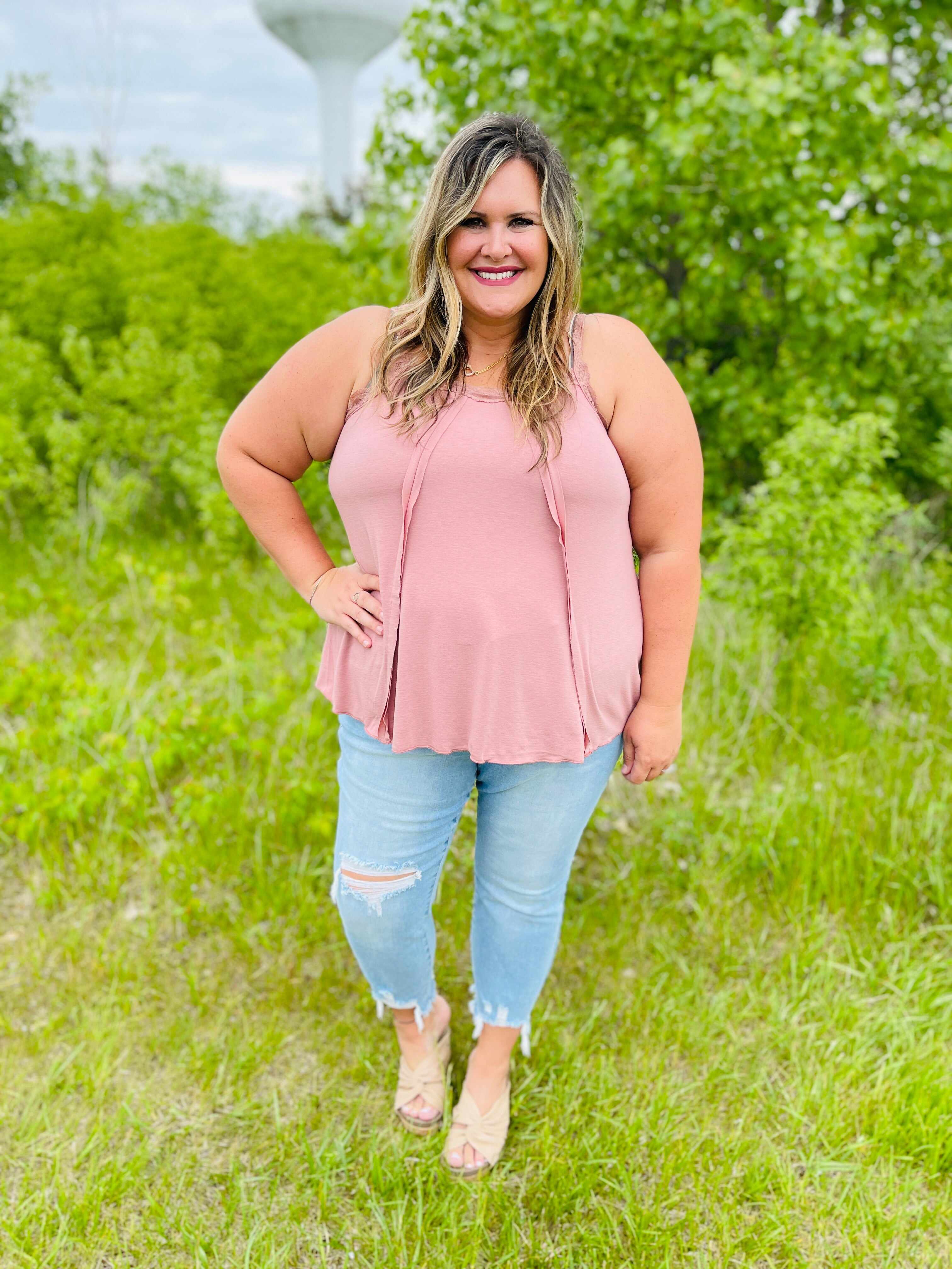 PLUS/REG Lighten Up Boyfriend Jeans