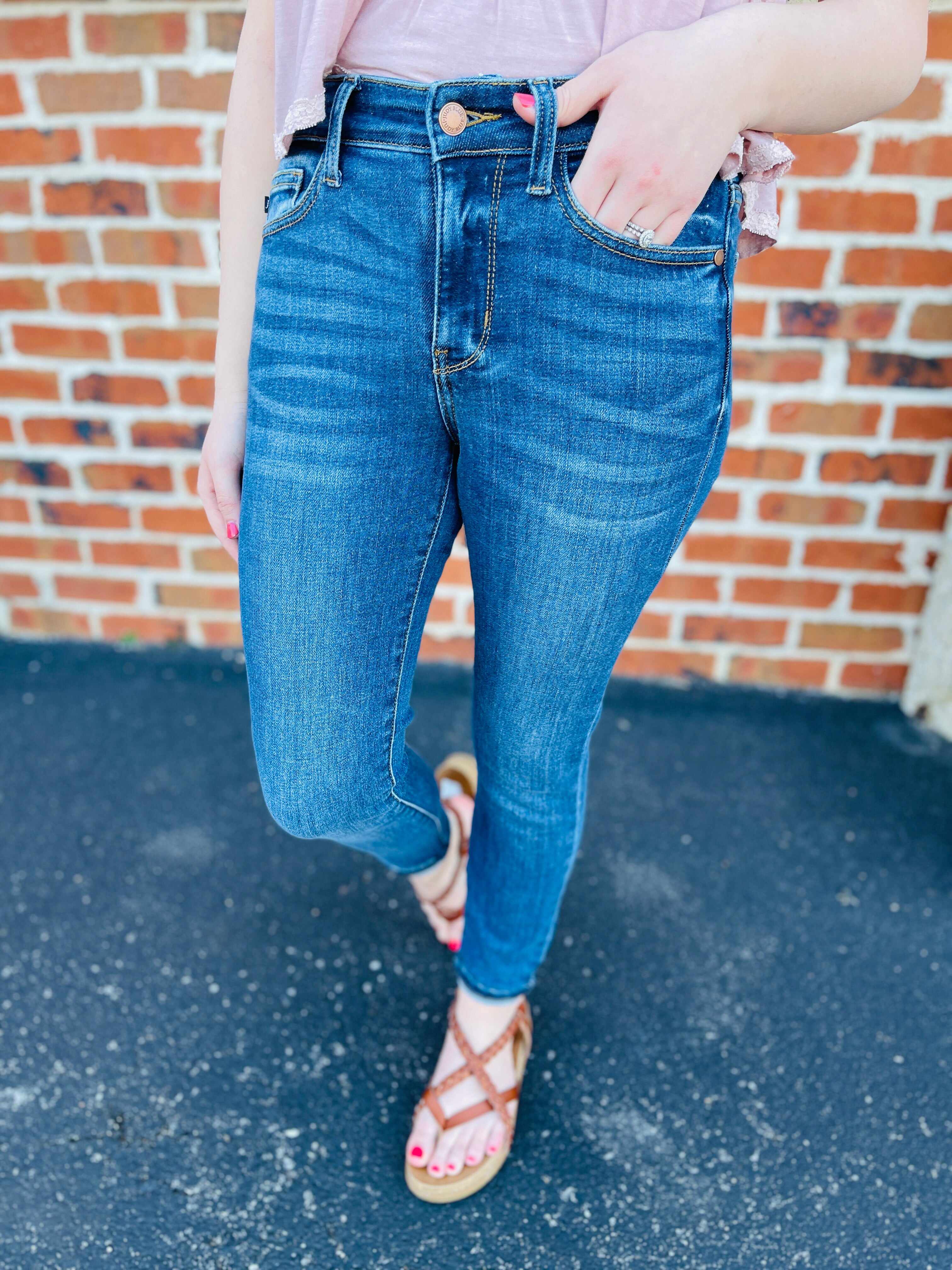 FOURTH! RESTOCK! Plus/Reg All Day Everyday Midrise Nondistressed Skinny Jeans