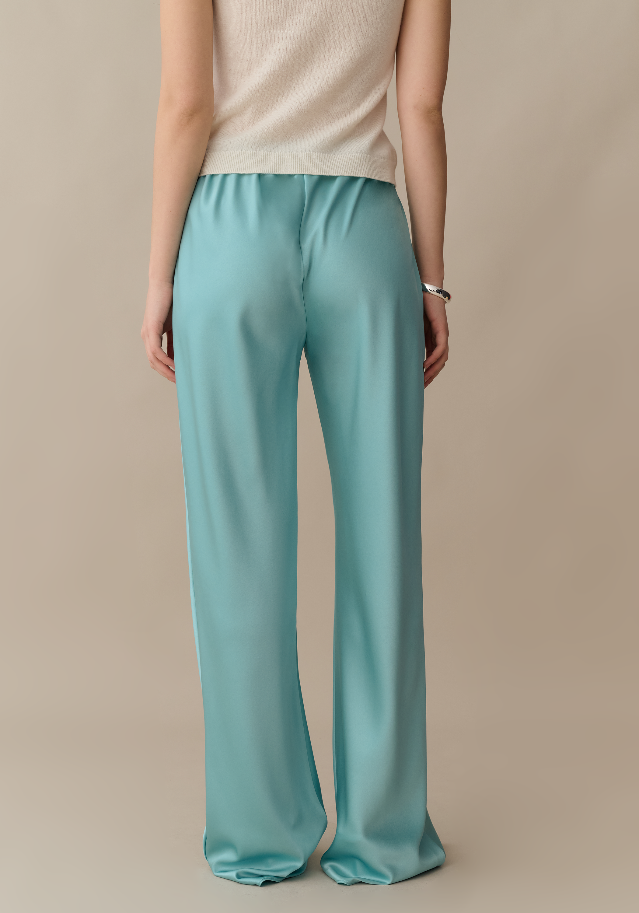 Mina Pant