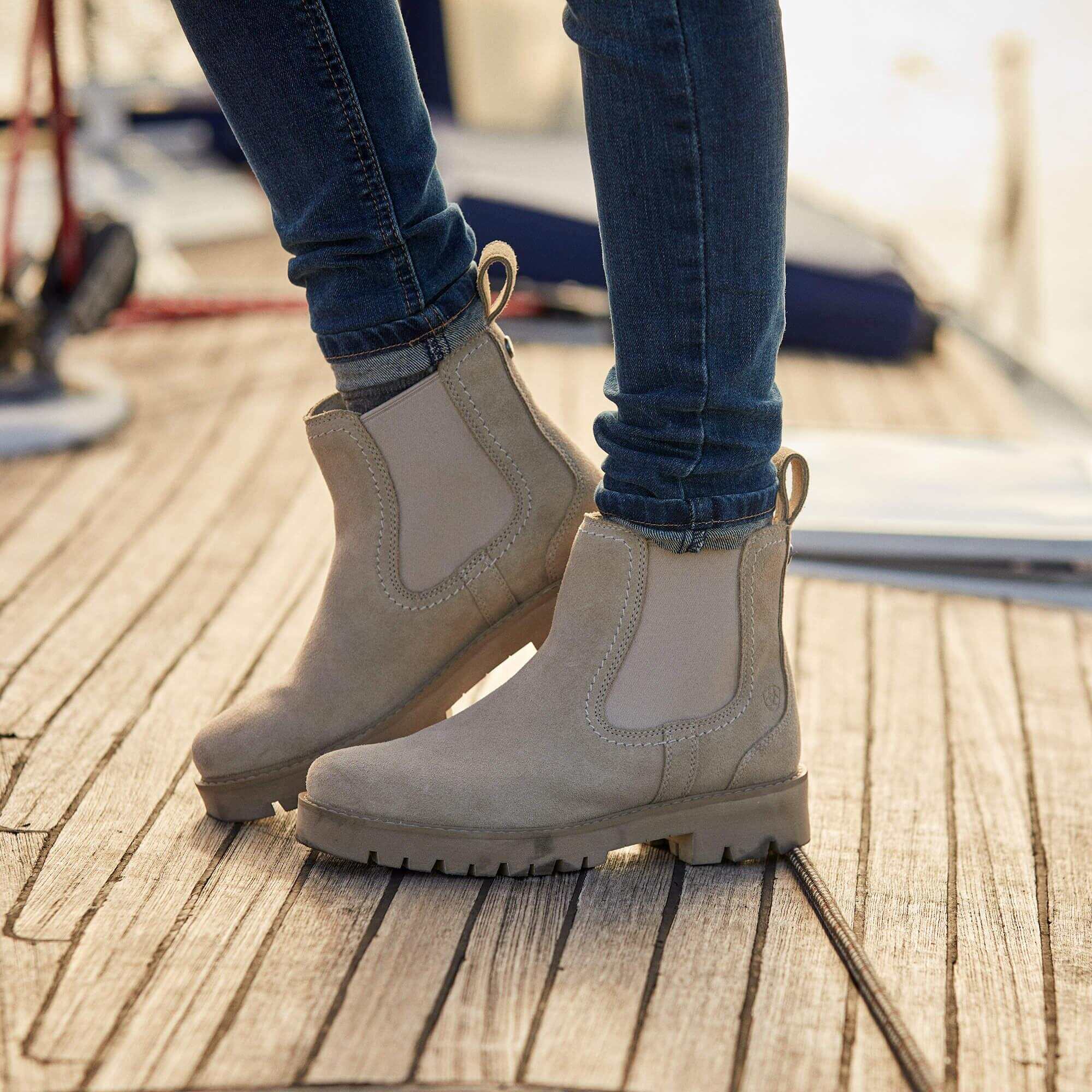 Wexford Lug Chelsea Boot