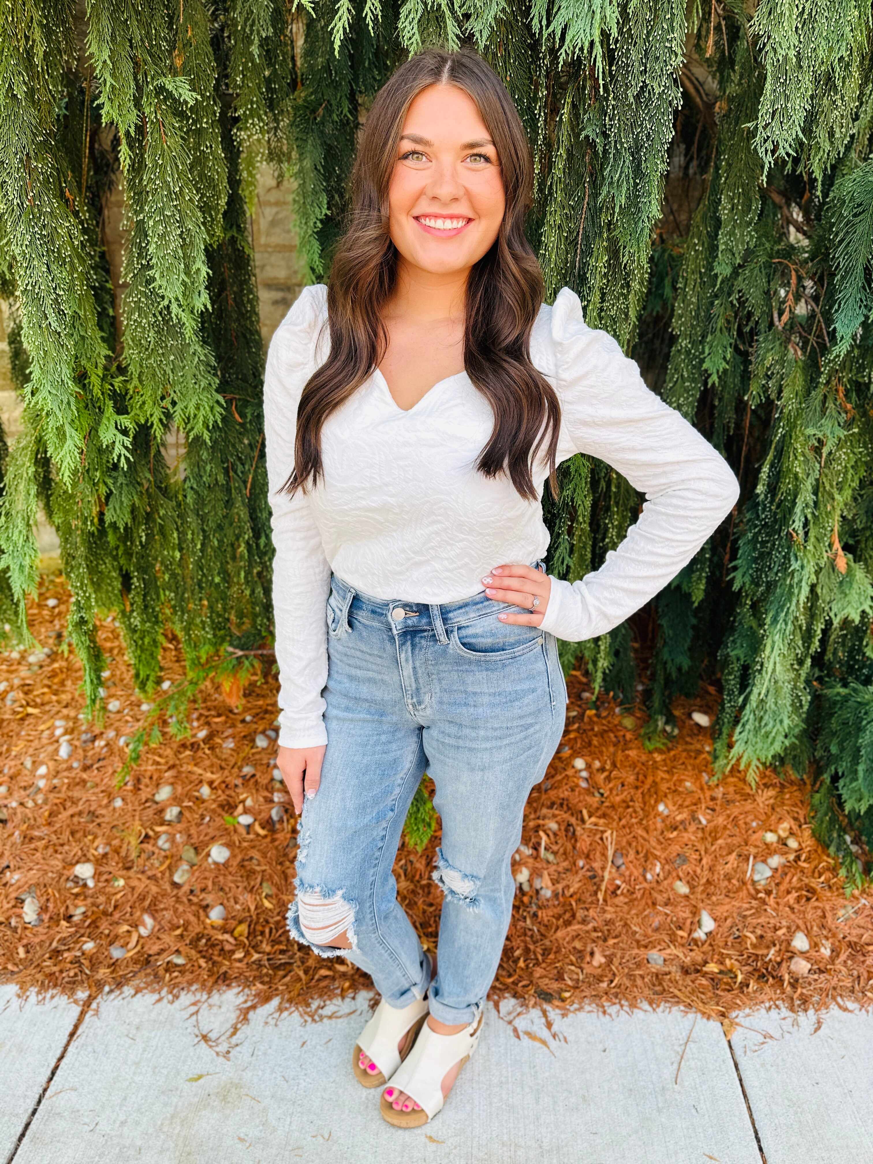 REG/CURVY Always On My Mind Midrise Boyfriend Jeans