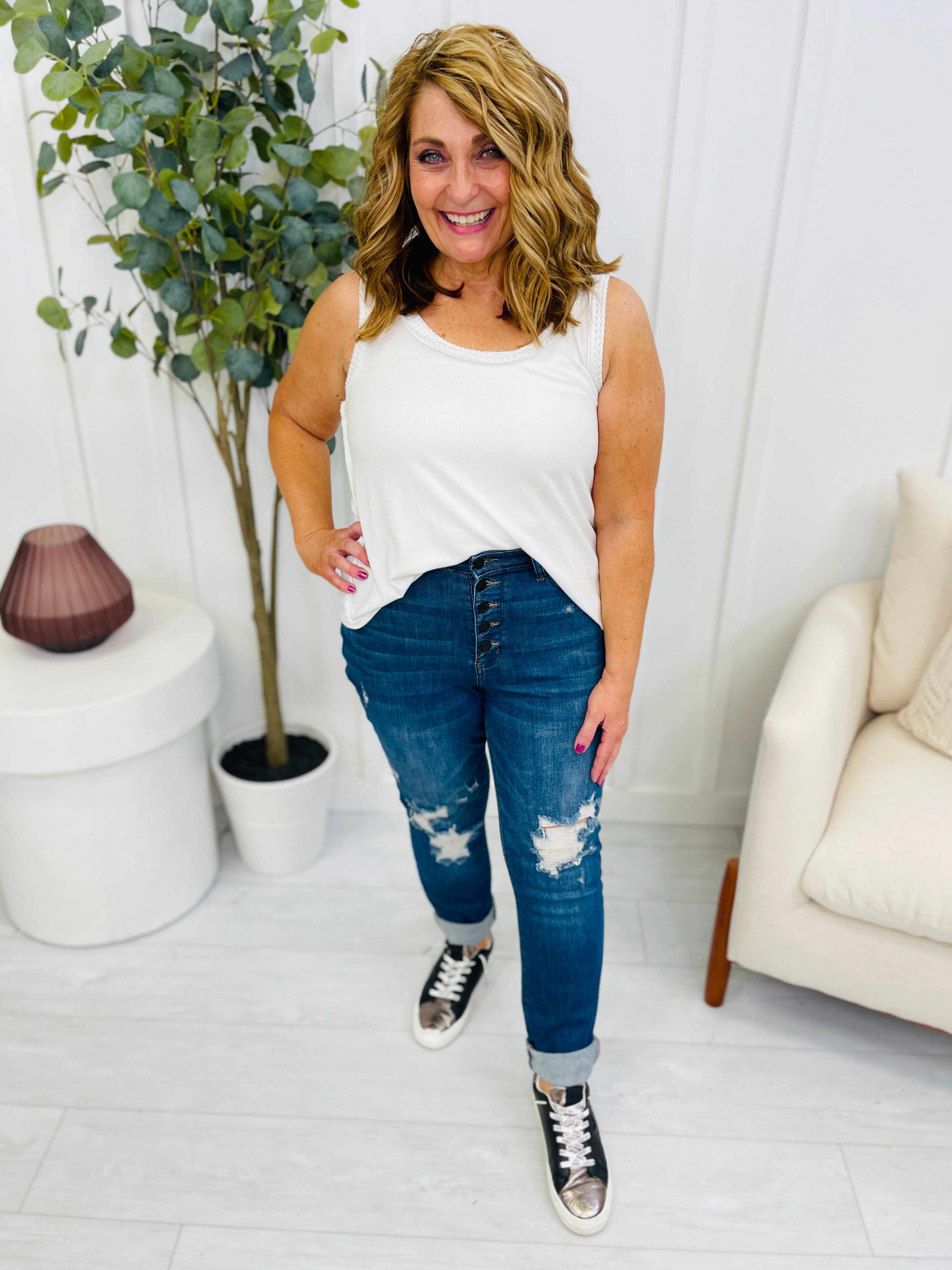REG/CURVY Boyfriend Material Button Fly Boyfriend Jeans