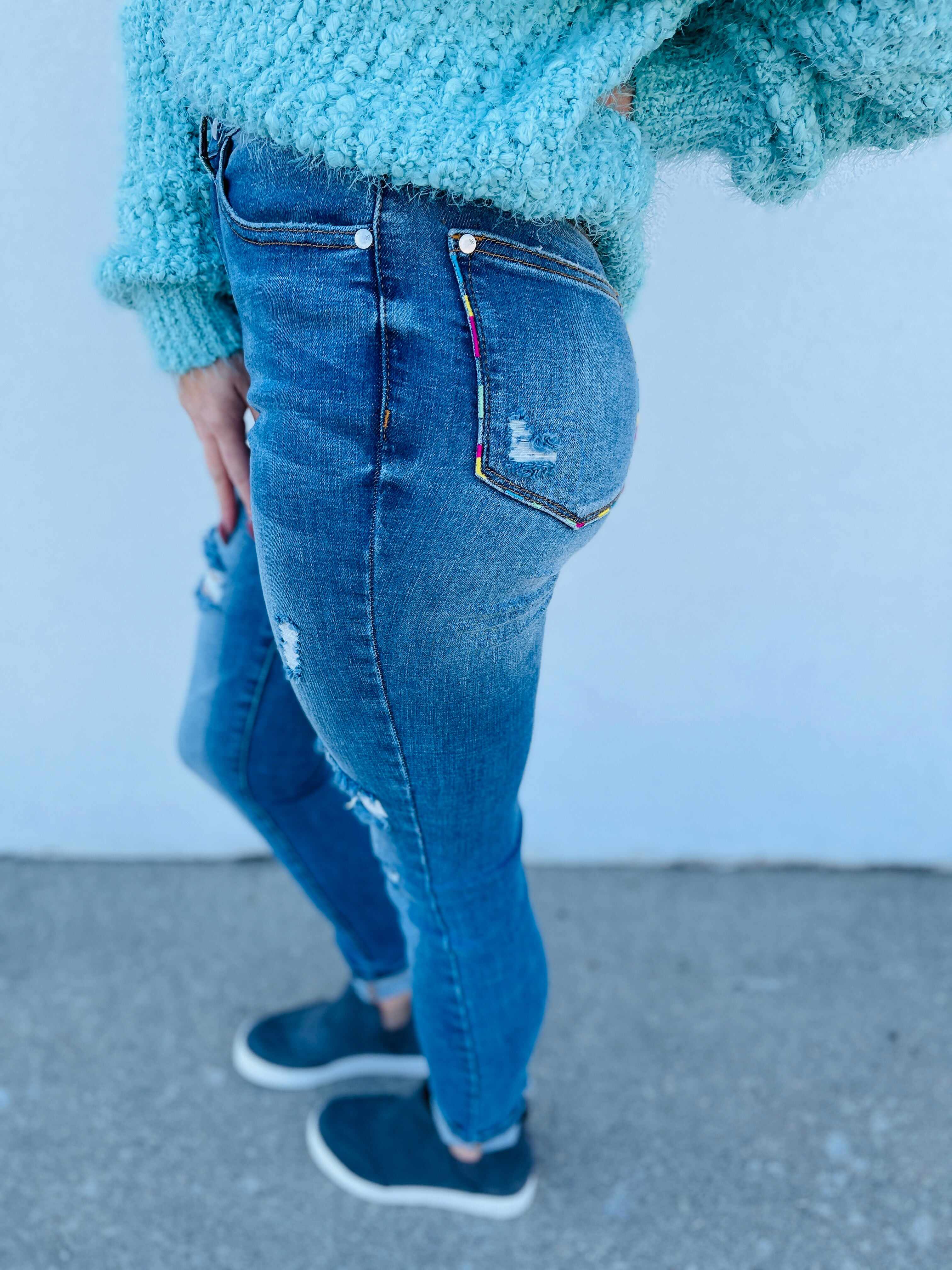 PLUS/REG Double Rainbow Embroidered Pocket Skinny Jeans