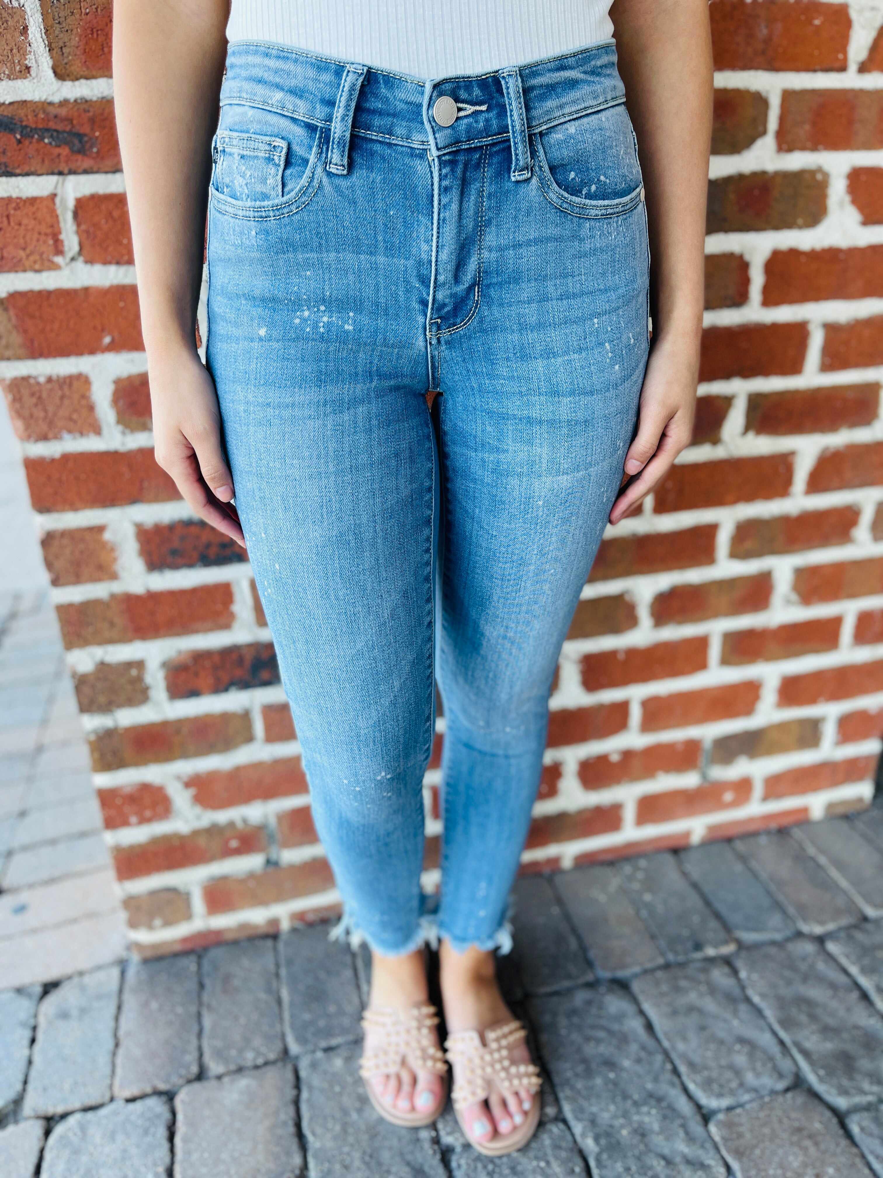 PLUS/REG Bad And Bleachy Bleached Shark Bite Hem Skinnies