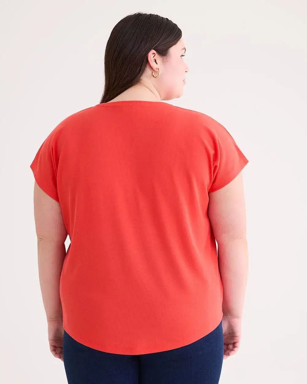 Split-Neck T-Shirt - PENN. Essentials