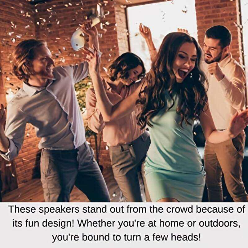 Wireless Speaker In The Shape Of Giant Headphones
