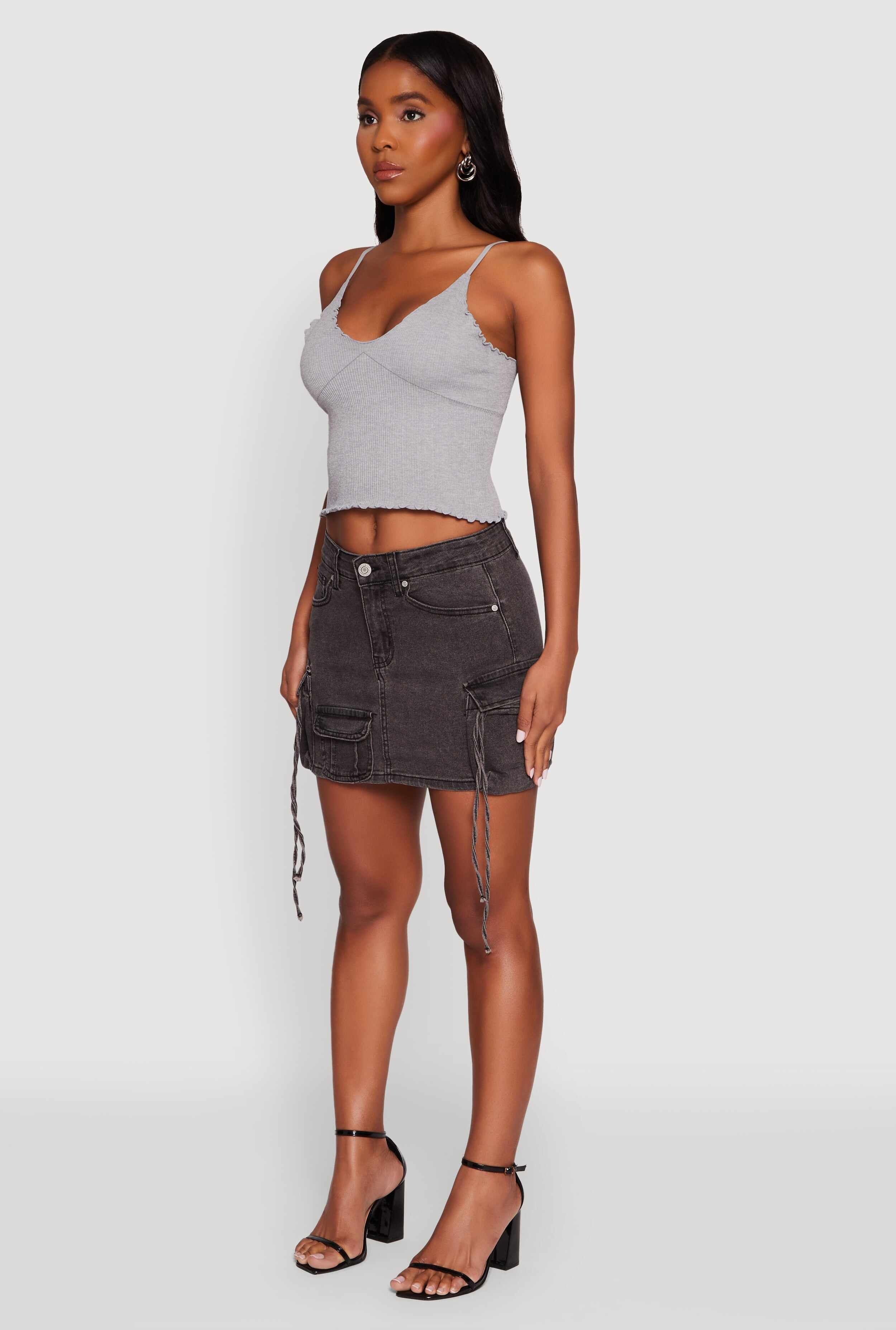 Trendy Mid Rise Mini Denim Skirt with Cargo Pockets
