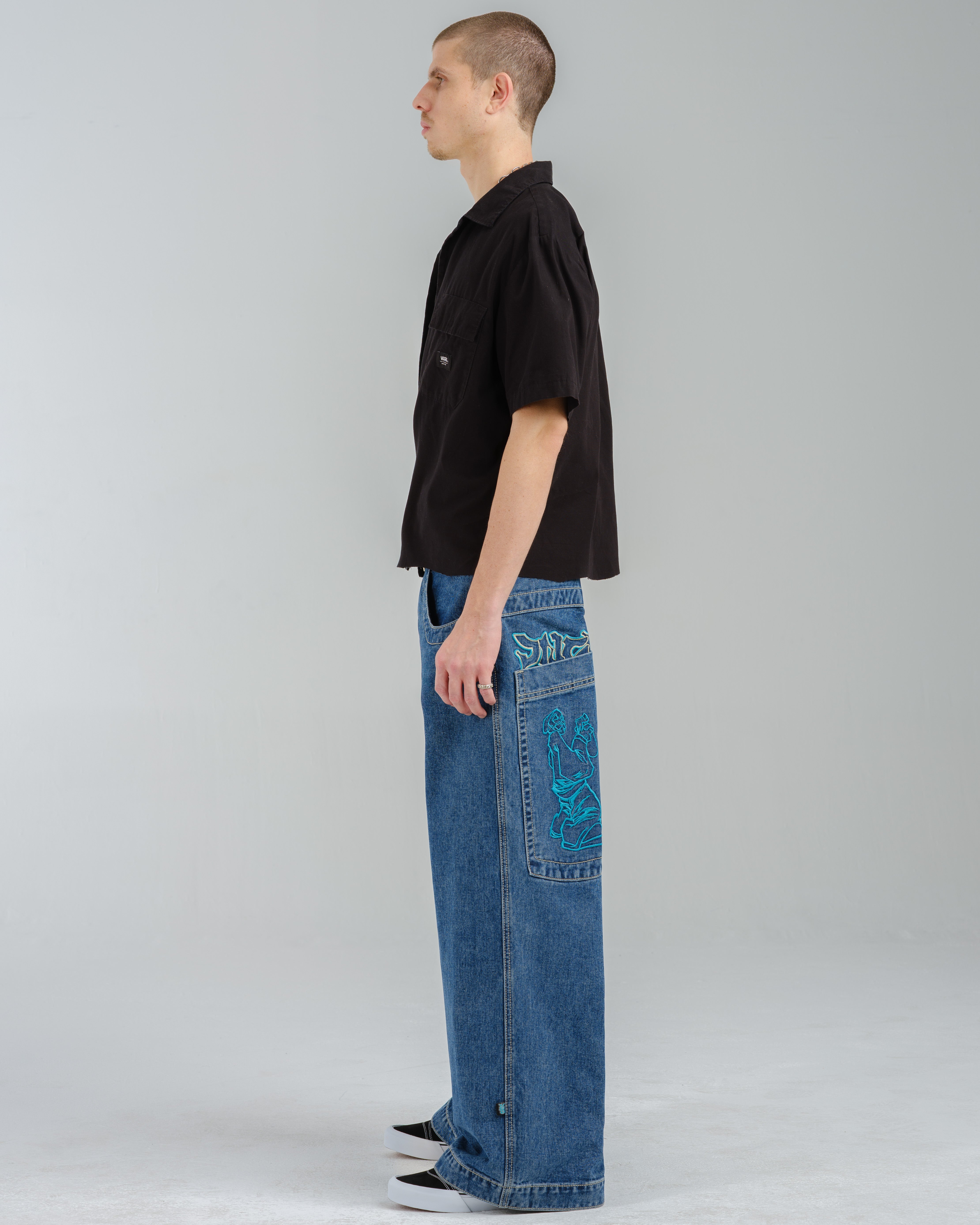 Artistical Uprising. 26