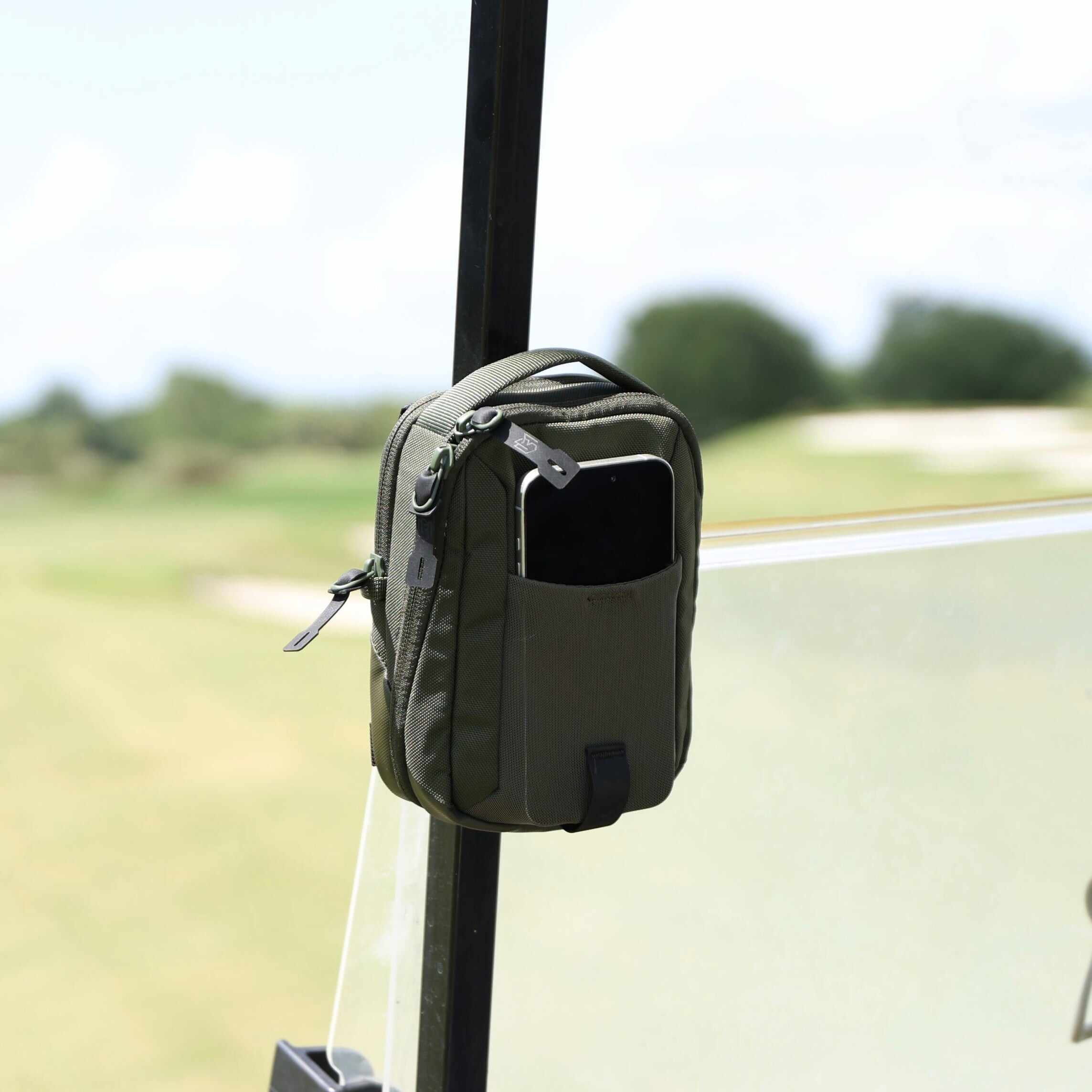 GOLF ESSENTIALS BUNDLE