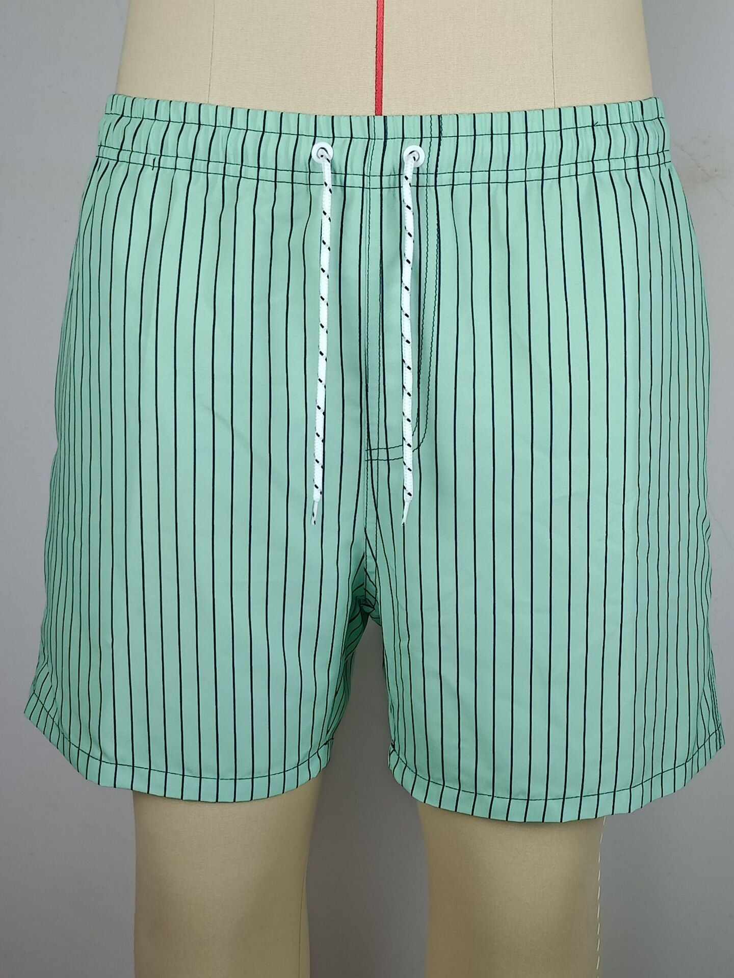 Polyester Fiber Striped Triangle Lining Shorts