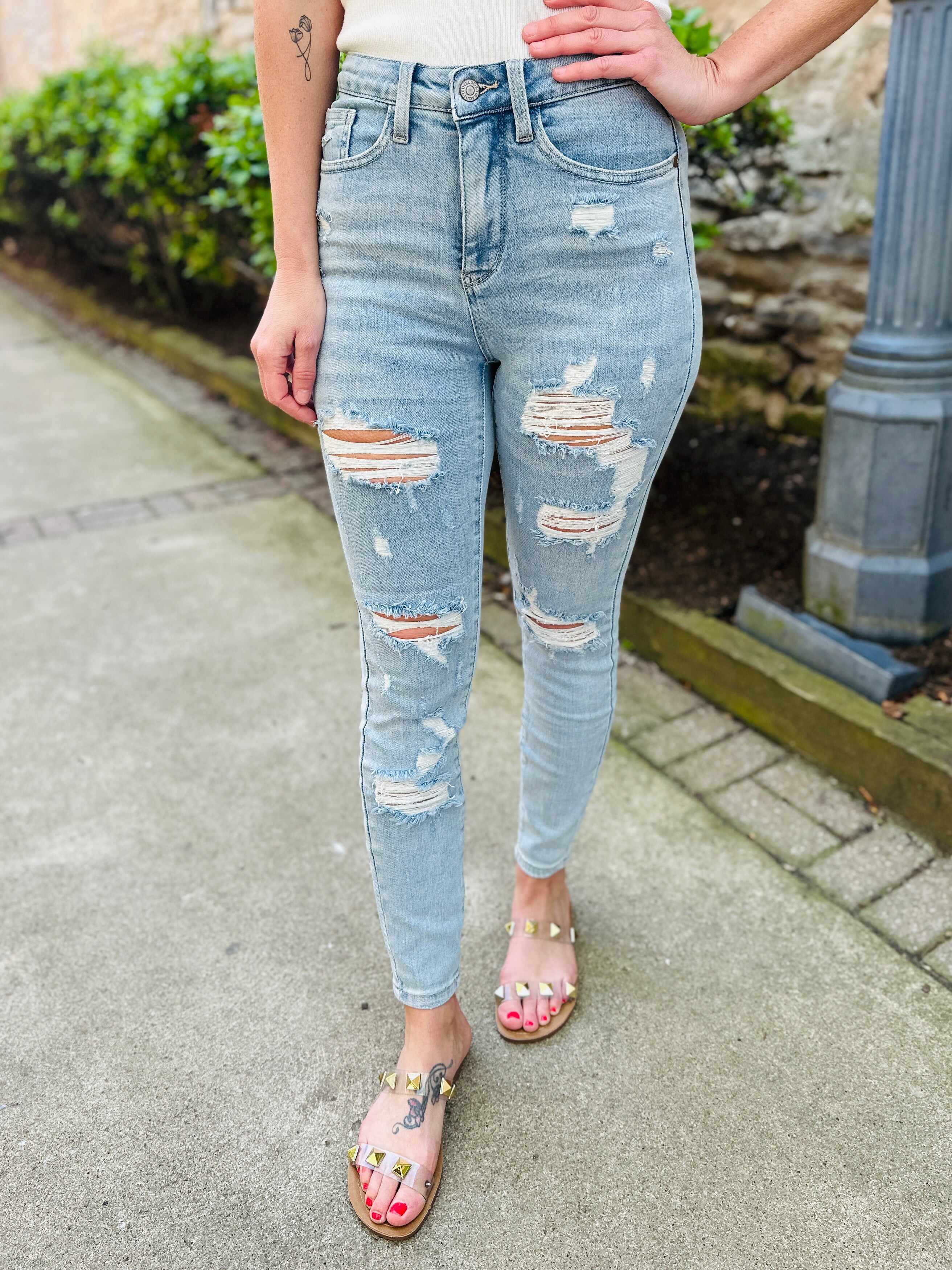 Tummy Control Skinny Jeans in Reg/Curvy Always in Control Restock