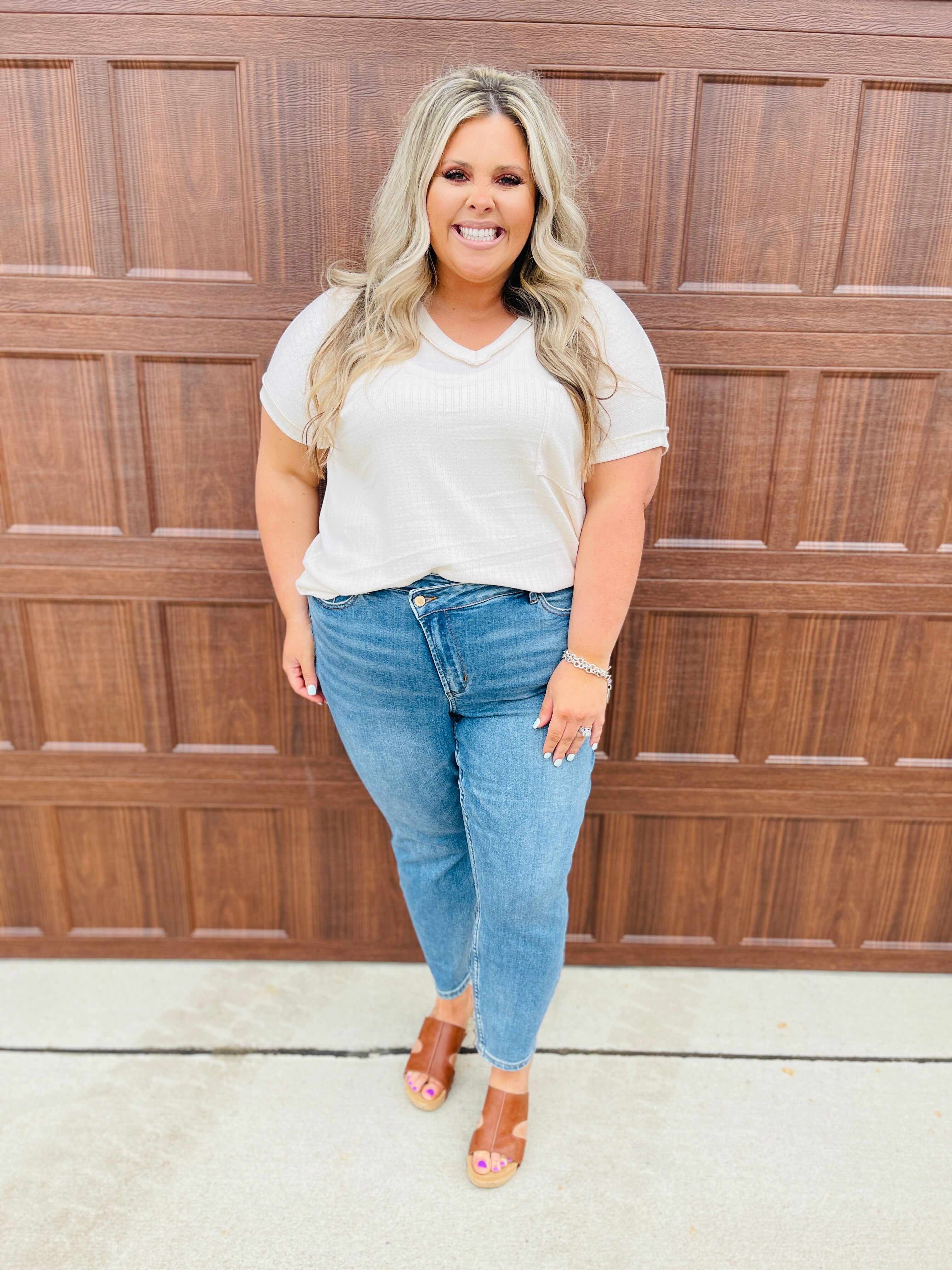 REG/CURVY Waist Cinching Criss Cross Confidence Jeans