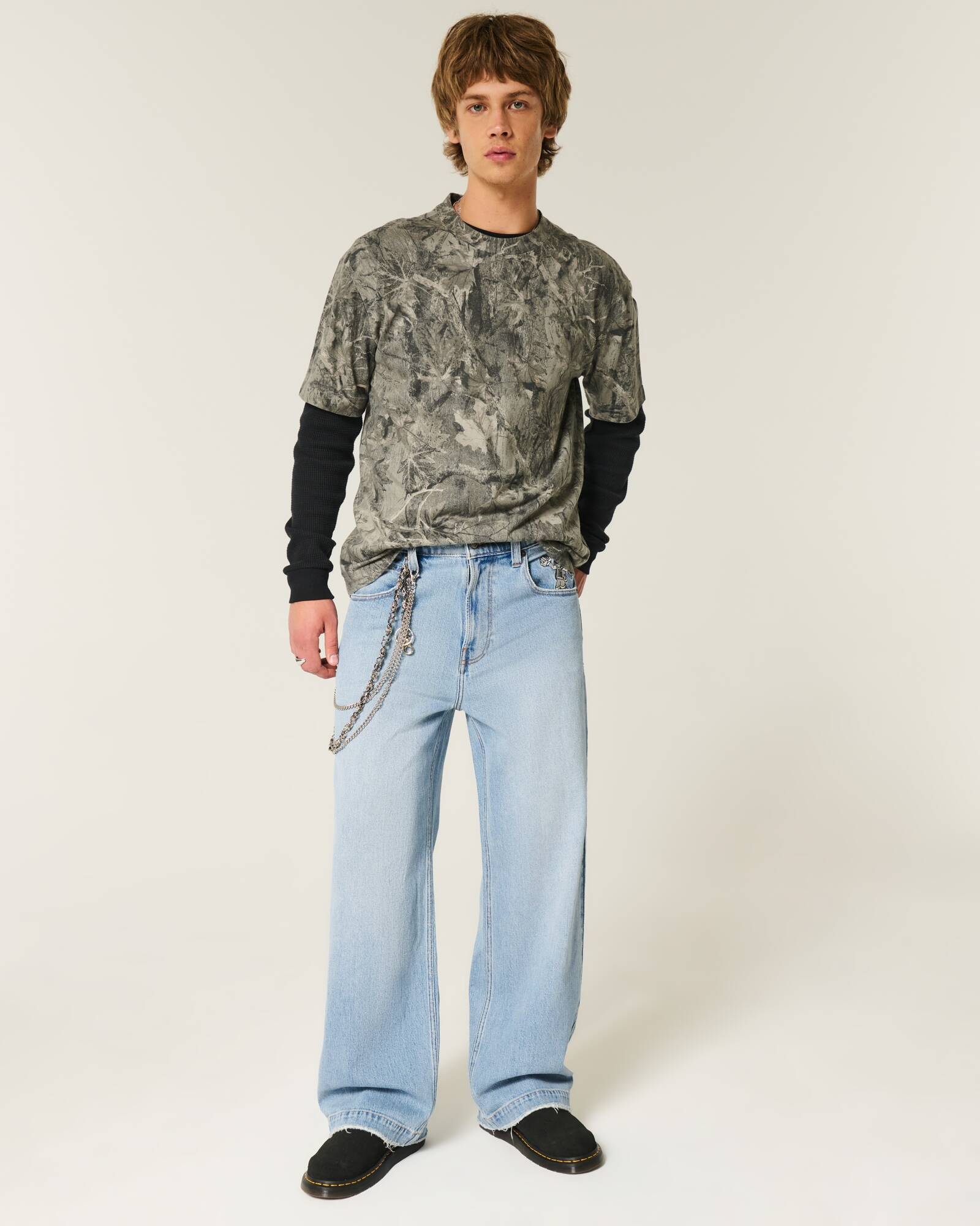 Medium Wash Super Baggy Jeans
