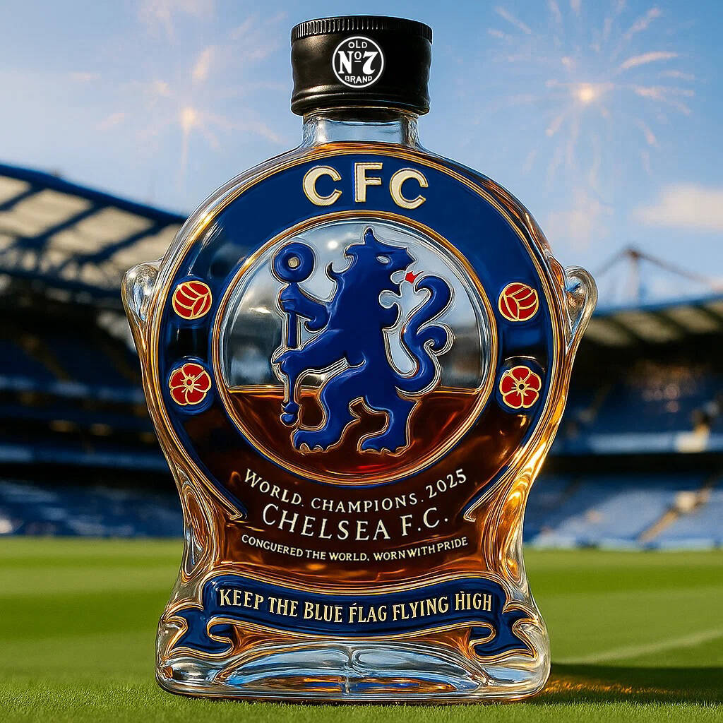 Chelsea 2025 World Champions Whisky Bottle