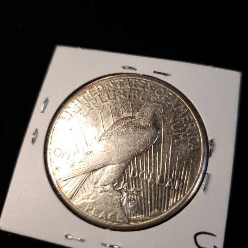 1922 S Silver Peace Dollar  AU/BU  -  Key date Lot#  1433