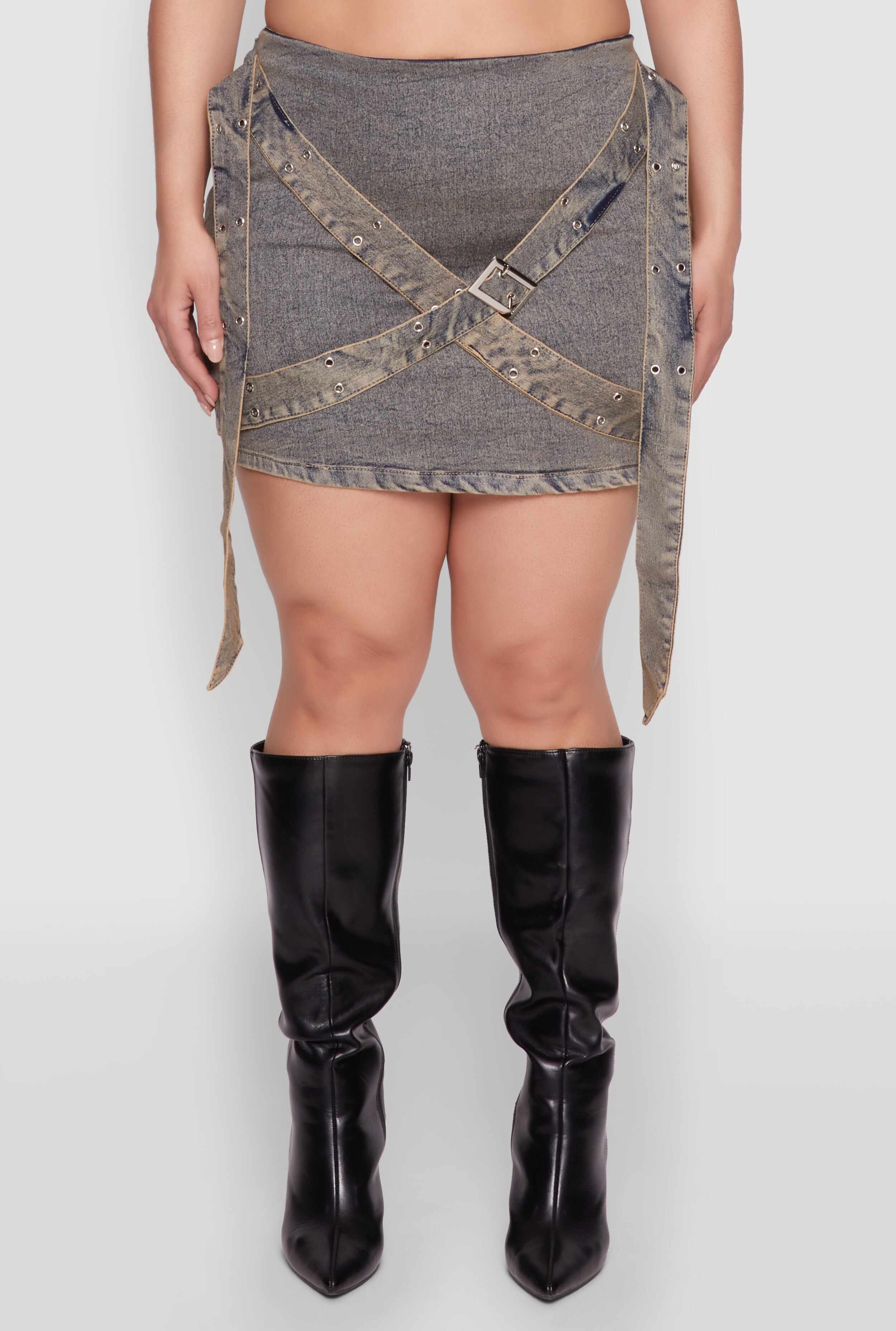 Plus Size Mineral Wash Buckle Strap Mini Skirt