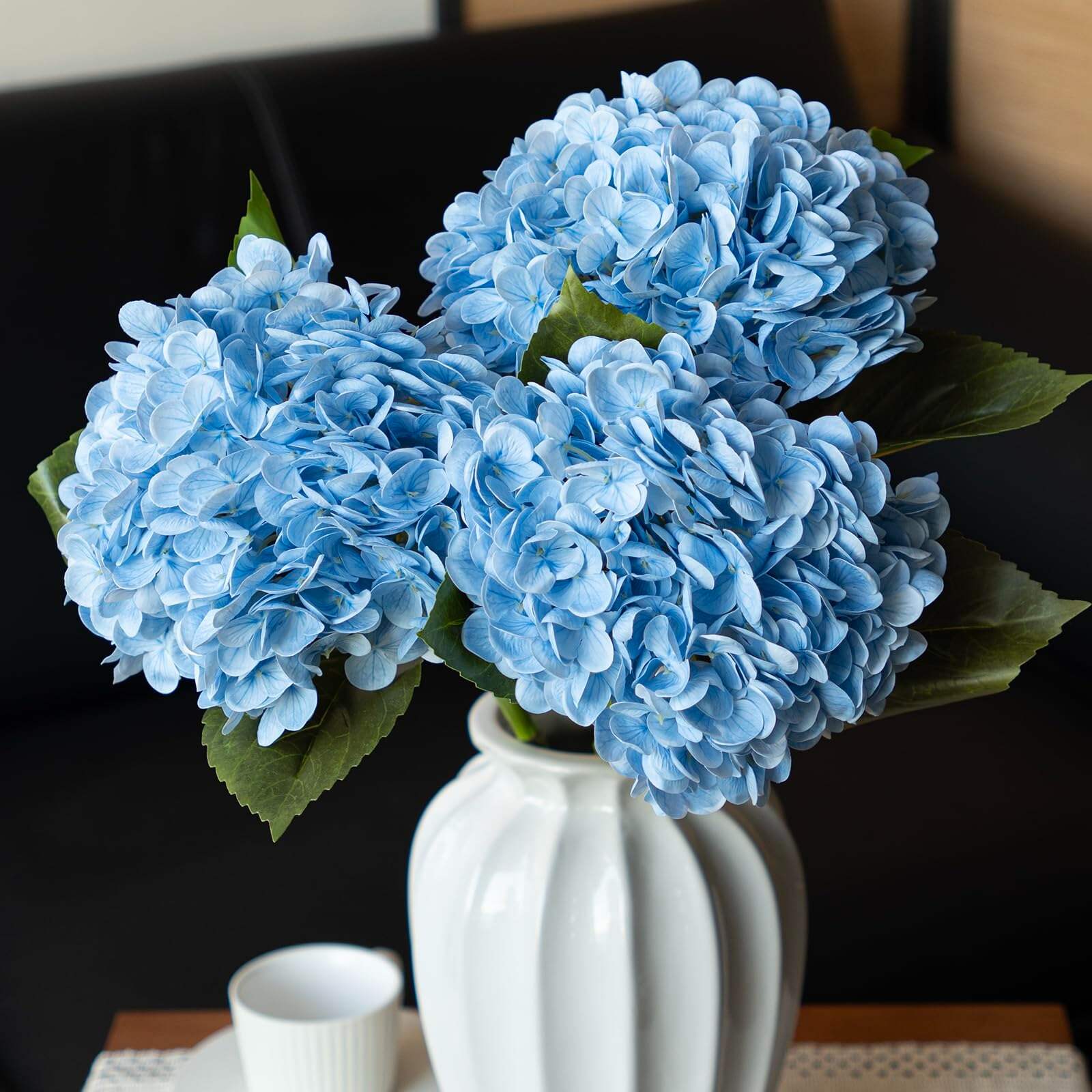 🔥On Sale🔥22 inch Lifelike Artificial Hydrangeas - UV resistant, Waterproof，Windproof