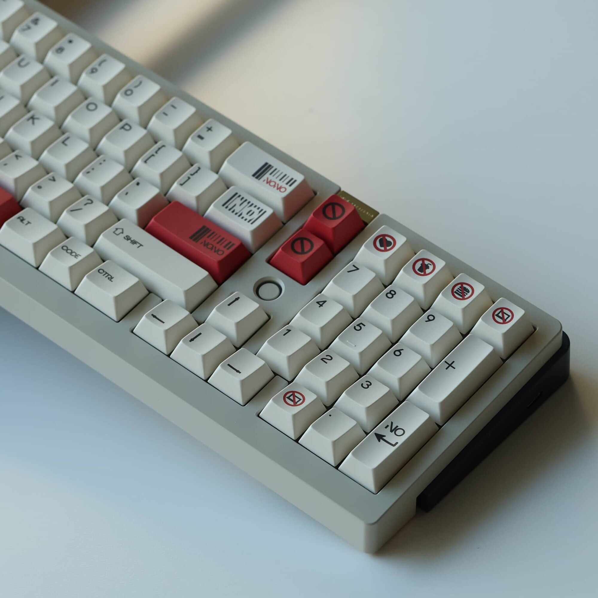 NONO No one Cherry profile keycaps set