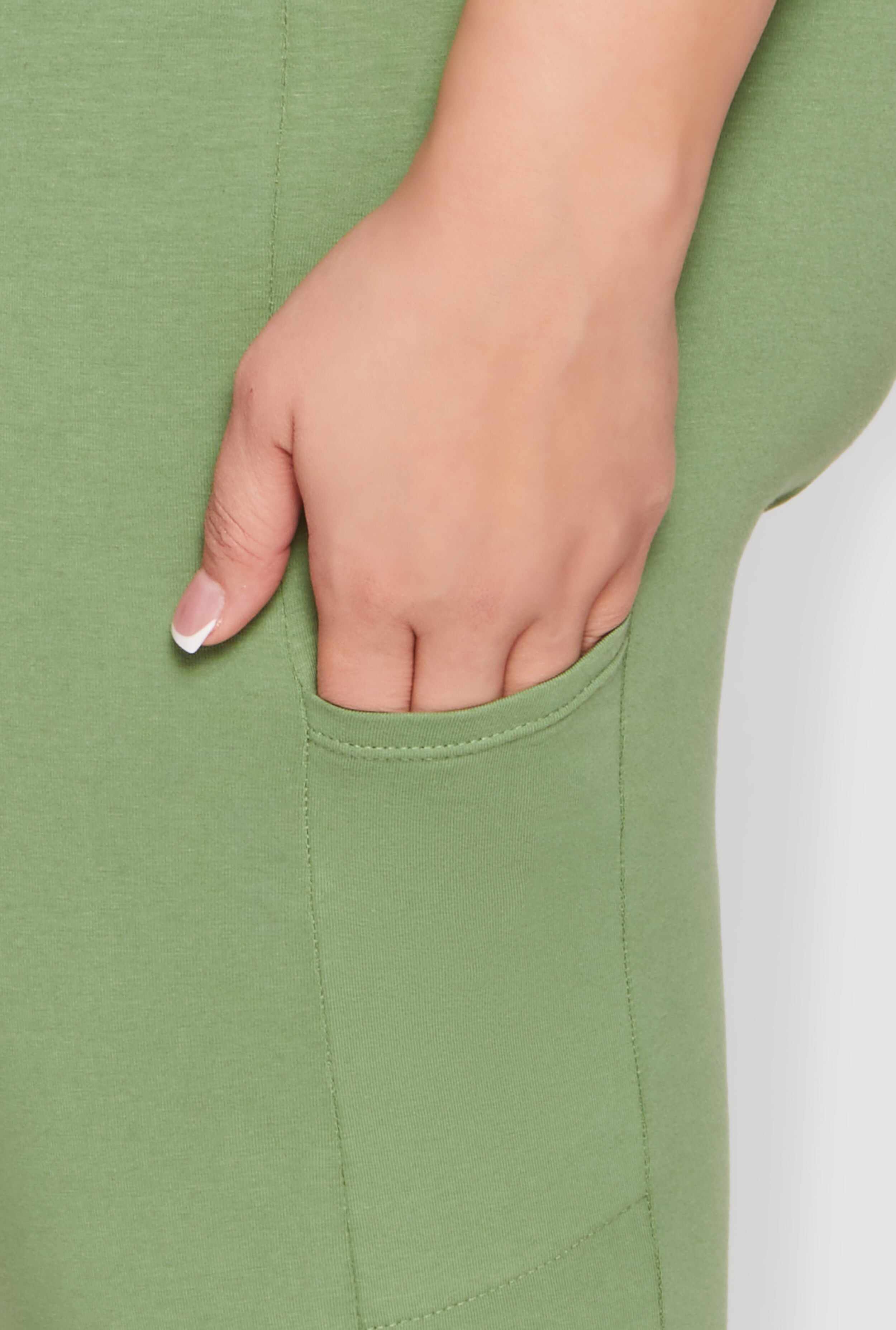 Plus Size Side Pocket High Waisted Leggings