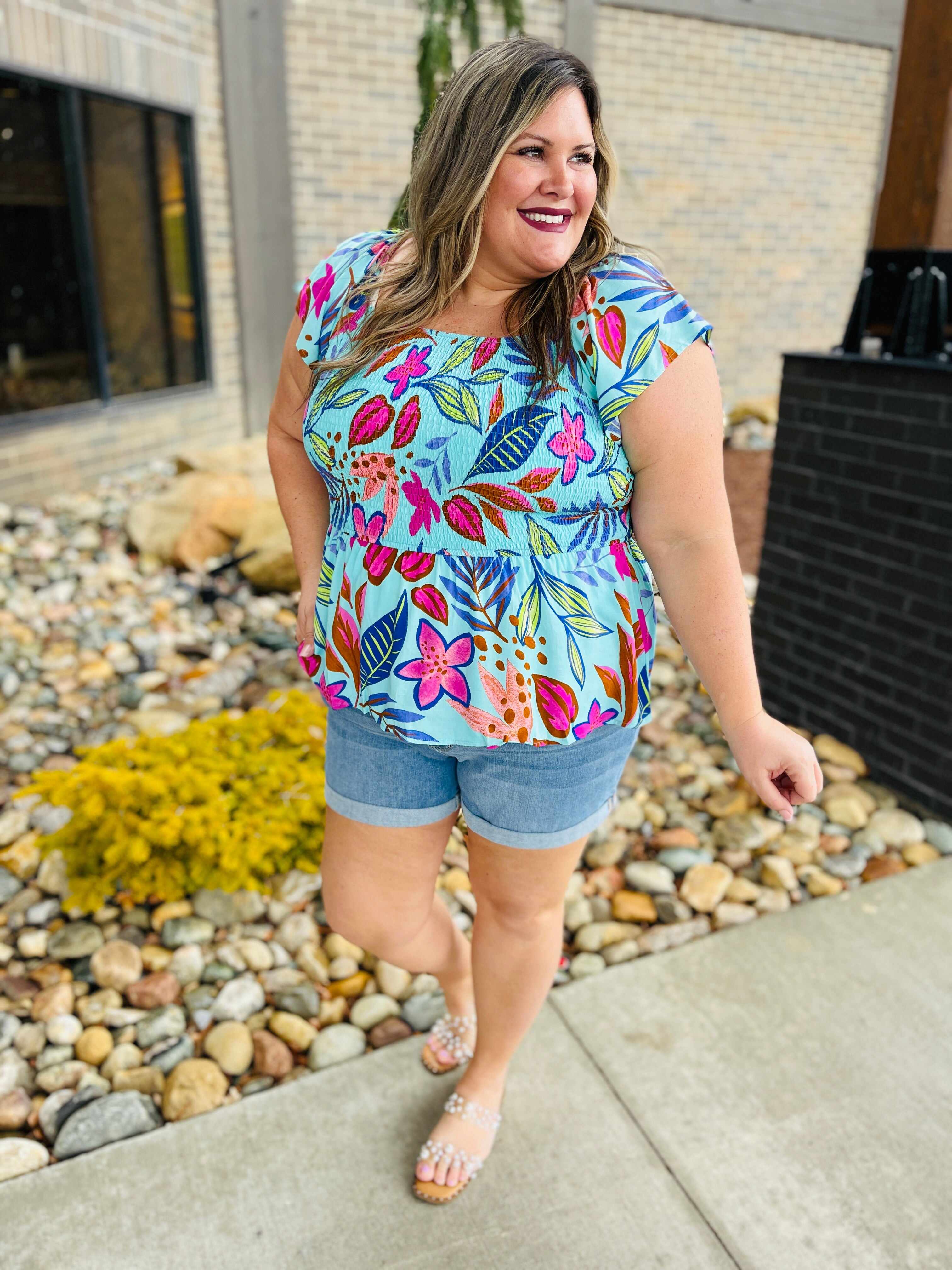 RESTOCK! Best Selling REG/CURVY Off The Cuff Shorts