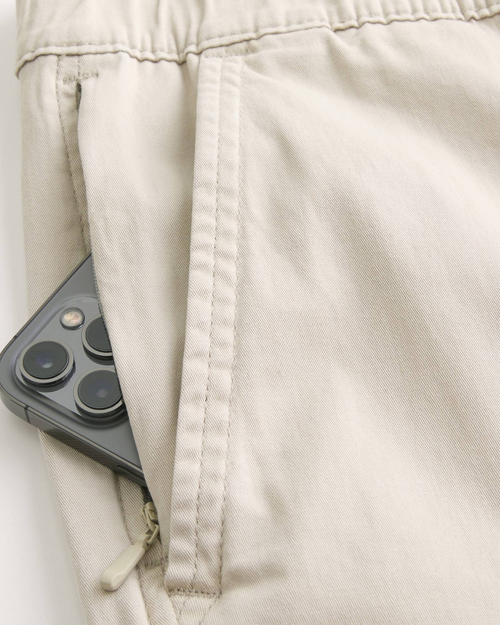 Relaxed Twill Cargo Joggers