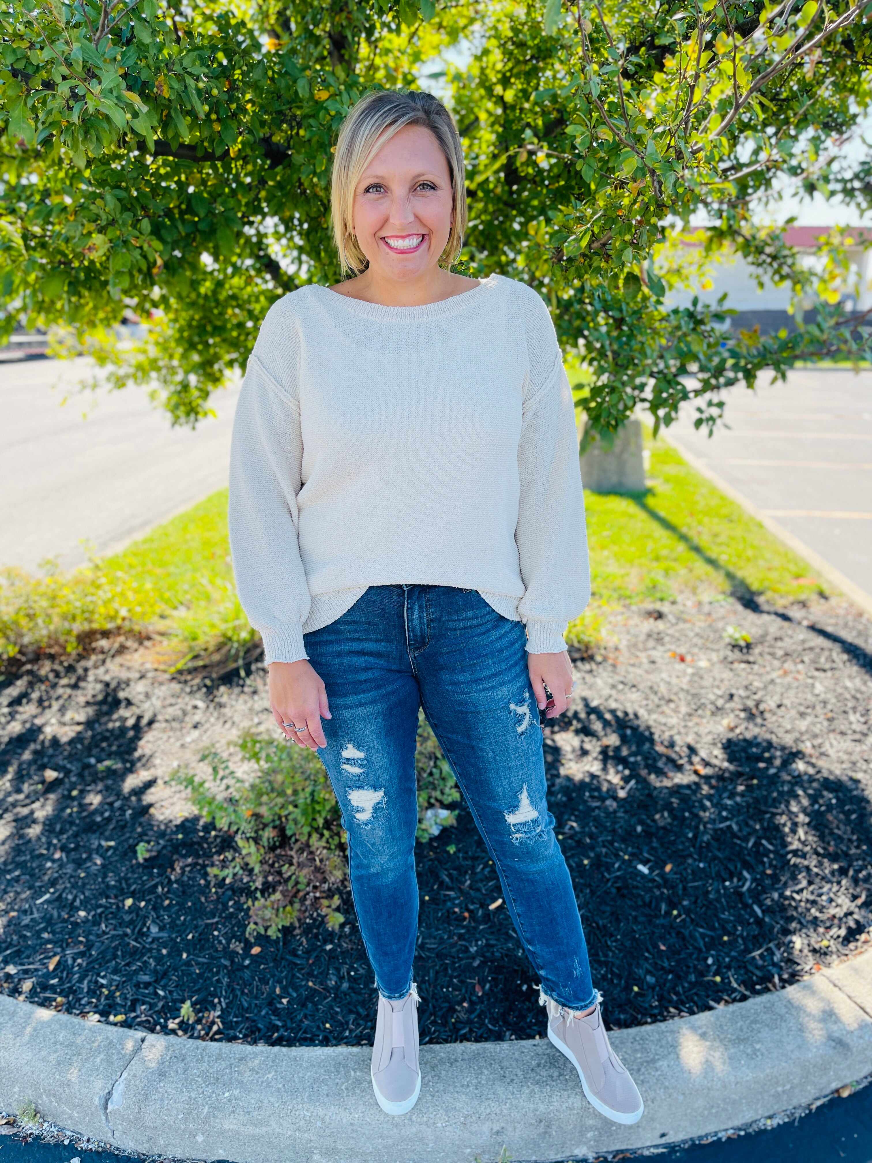 Plus/Reg Kick Off Your Boots Relaxed Fit Jeans