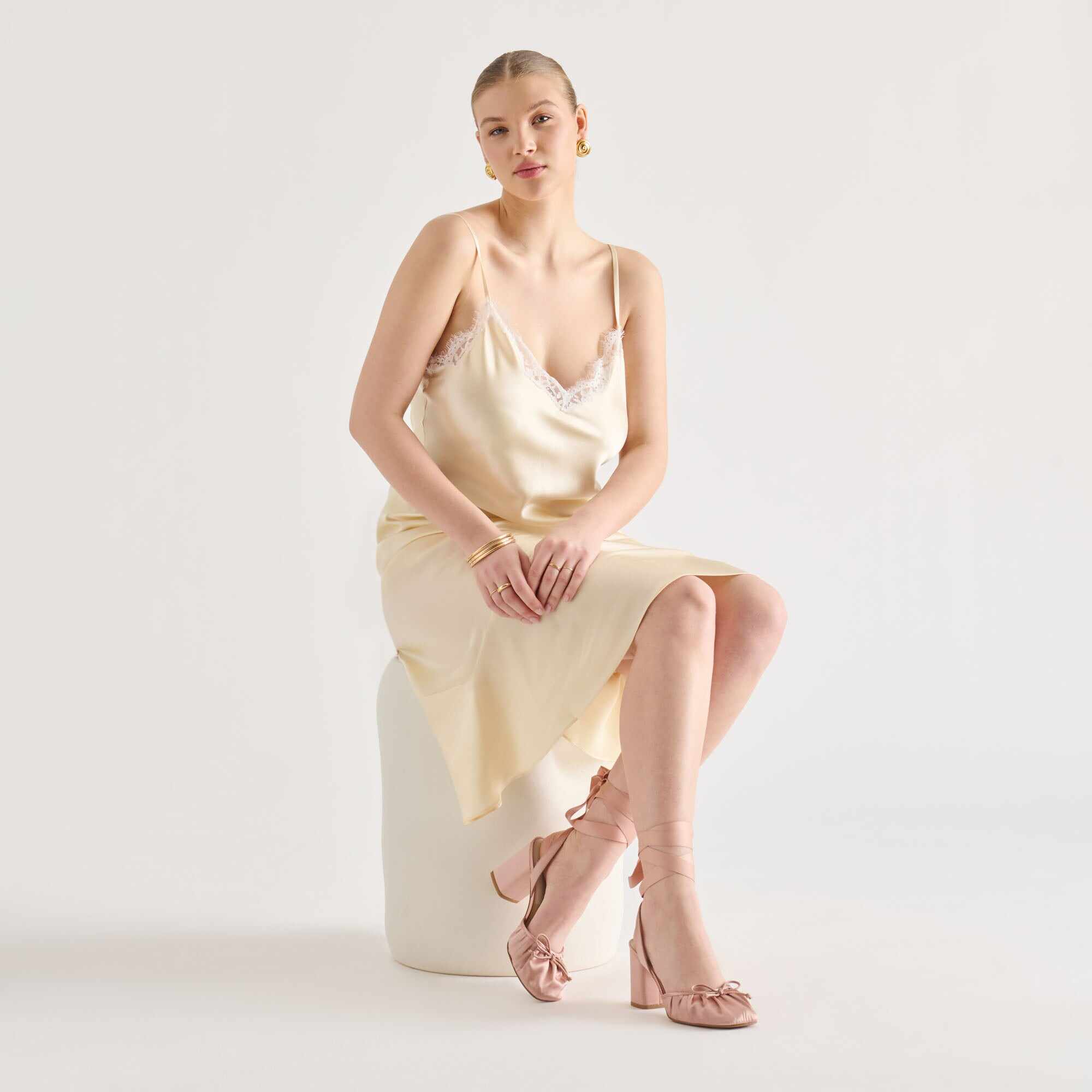 TISHA HEELS LT BLUSH SATIN