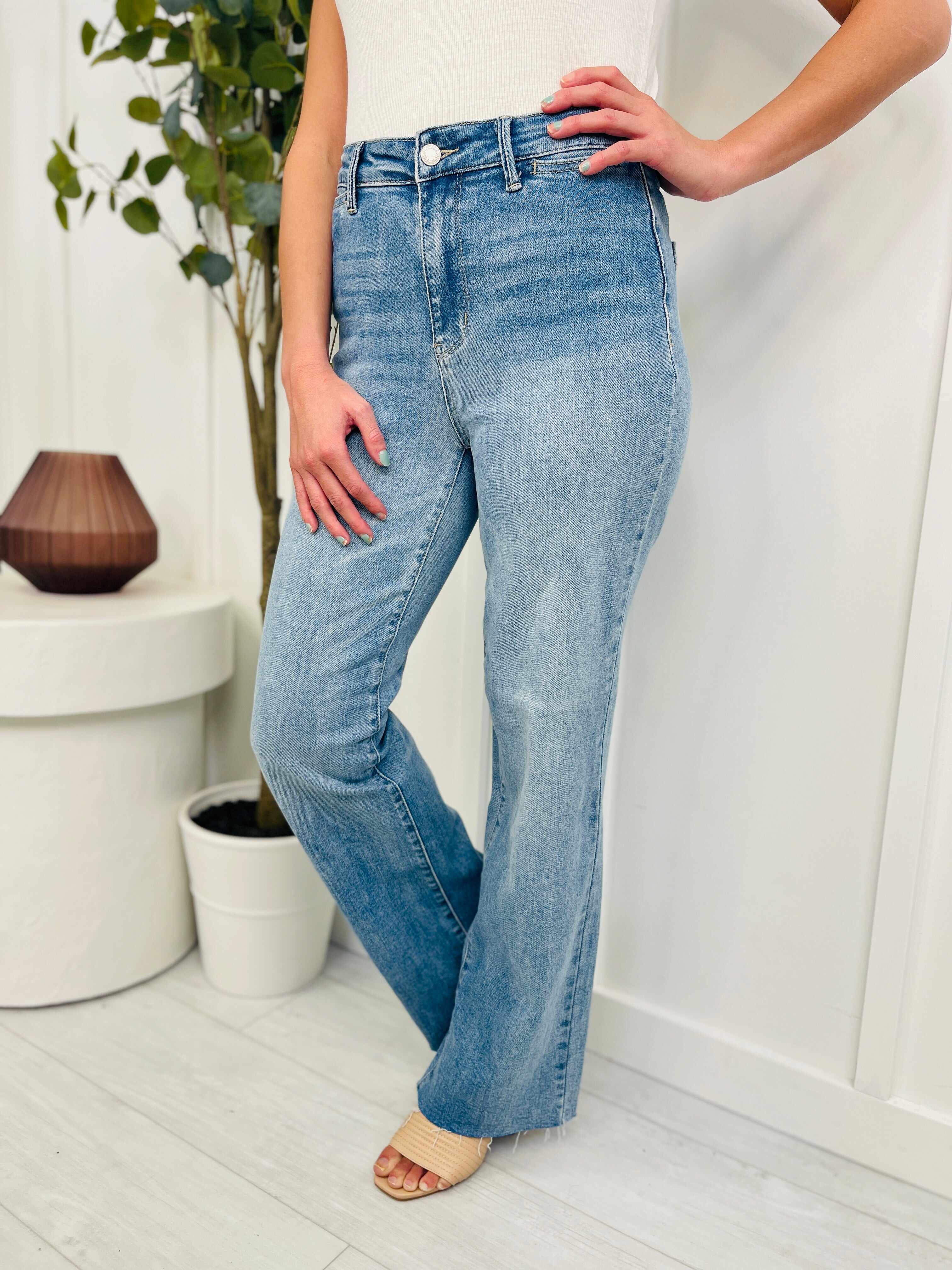 REG/CURVY Stand By Me Wide Leg Trouser Jeans