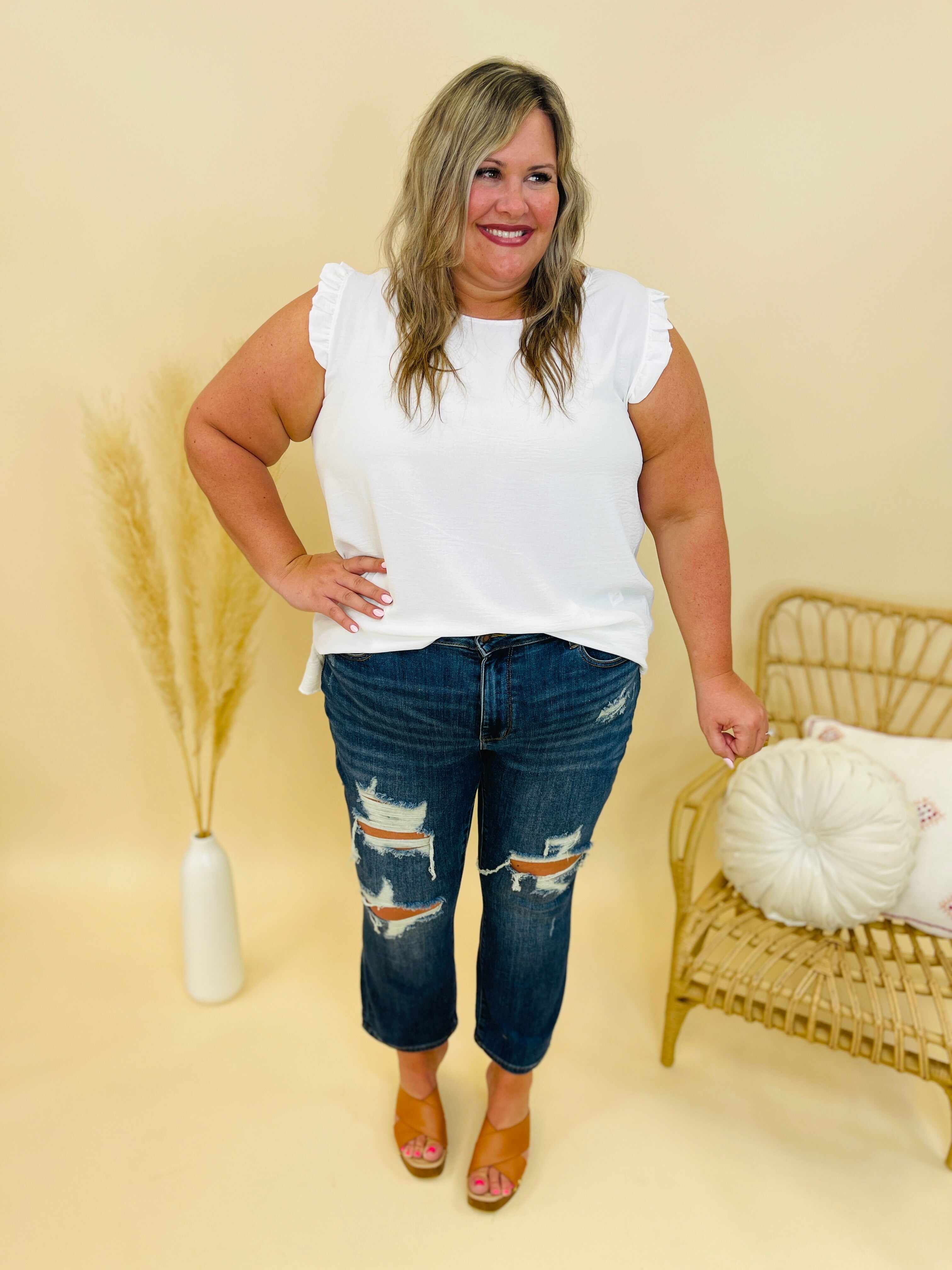 REG/CURVY Crop and Stare Straight Jeans
