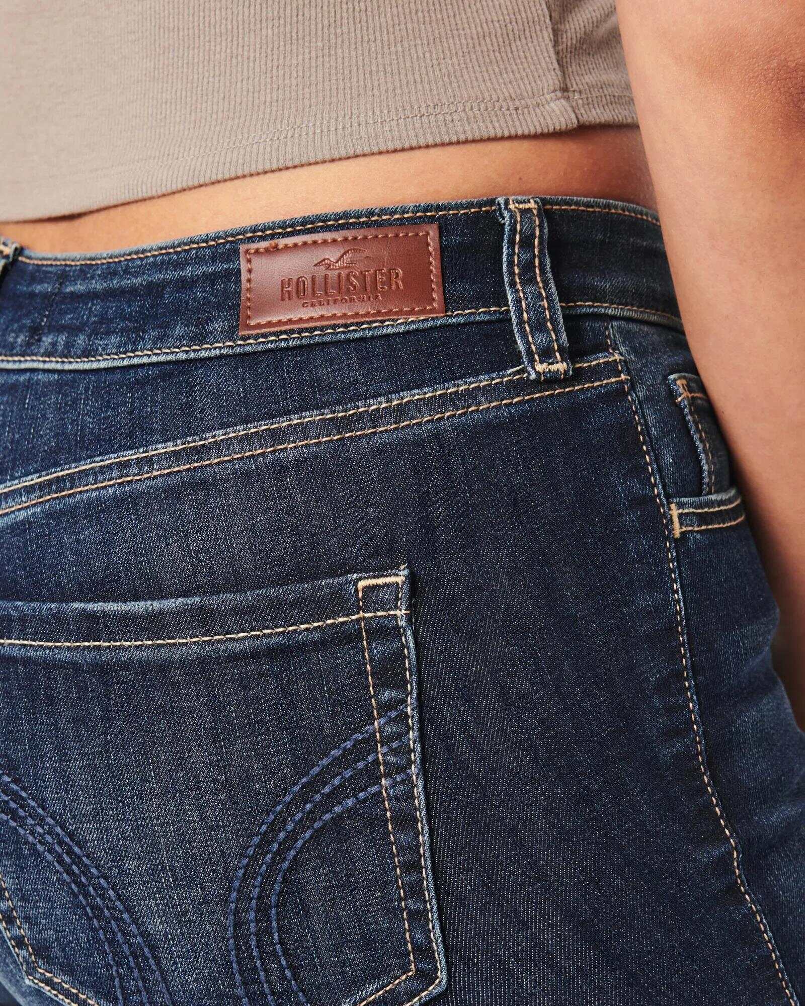 Curvy Mid-Rise Light Wash Boot Jeans