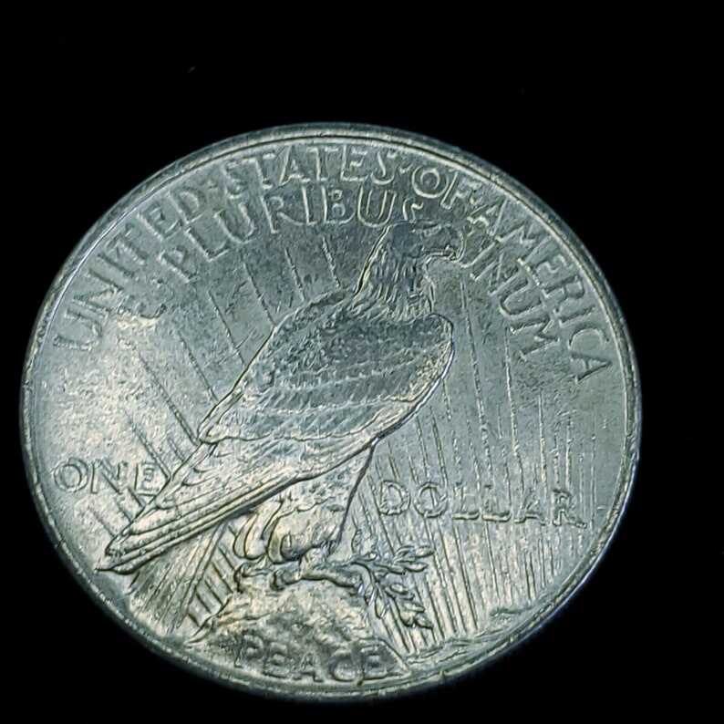 1922 Silver Peace Dollar Coin - AU / BU !  Lot# 967
