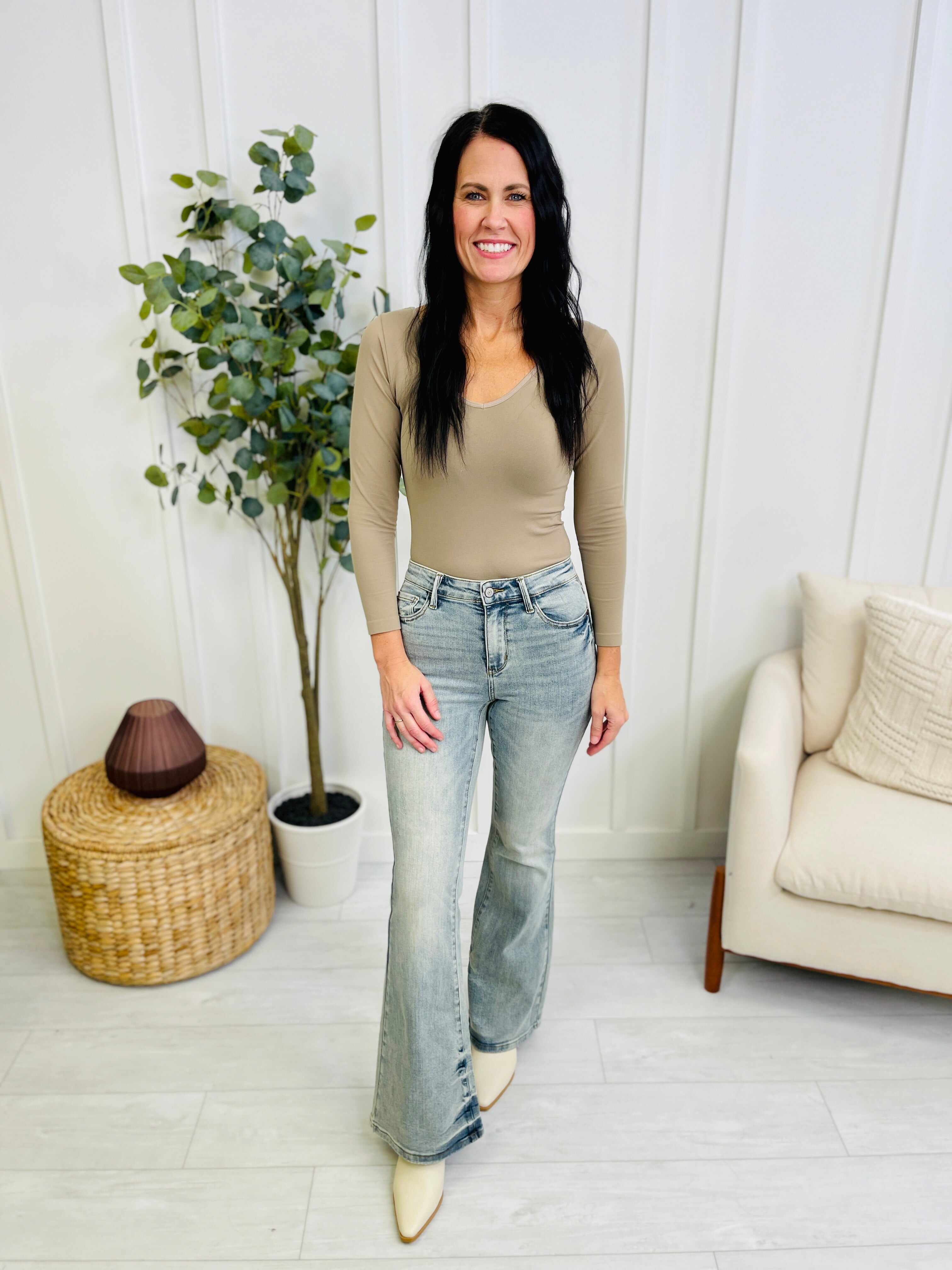 RESTOCK! REG/CURVY Major Crush Tinted Flare Jeans