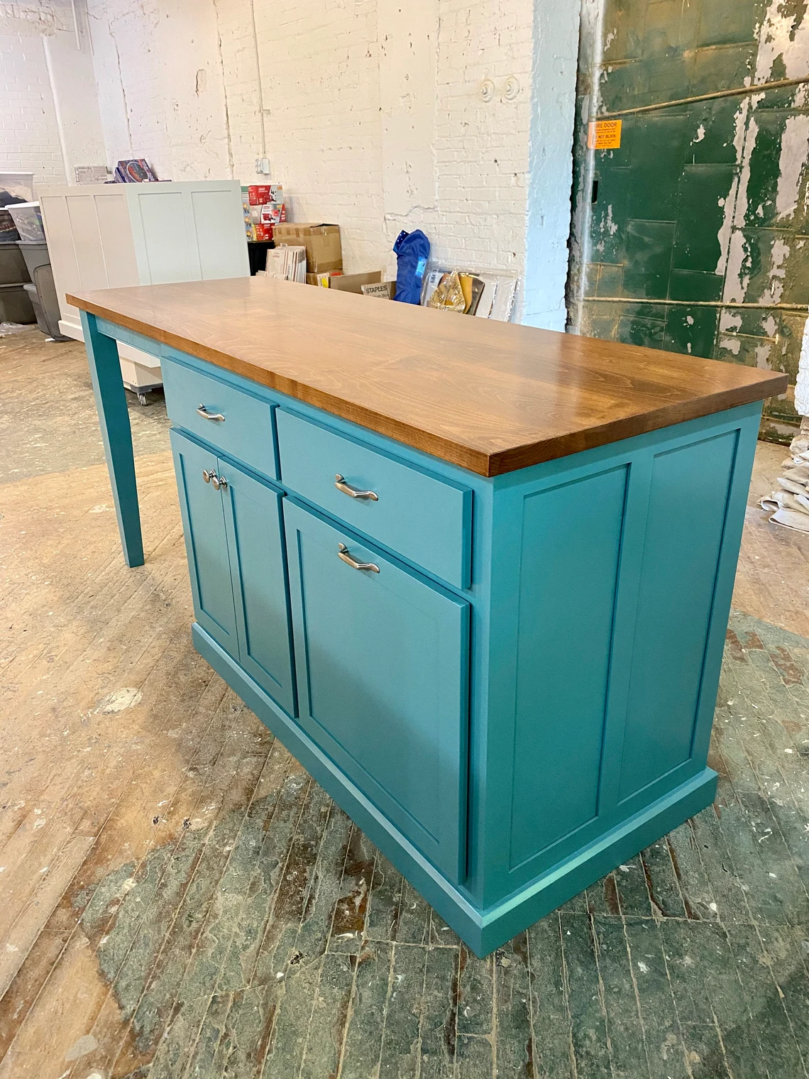 Kitchen Island with End Seating Area
