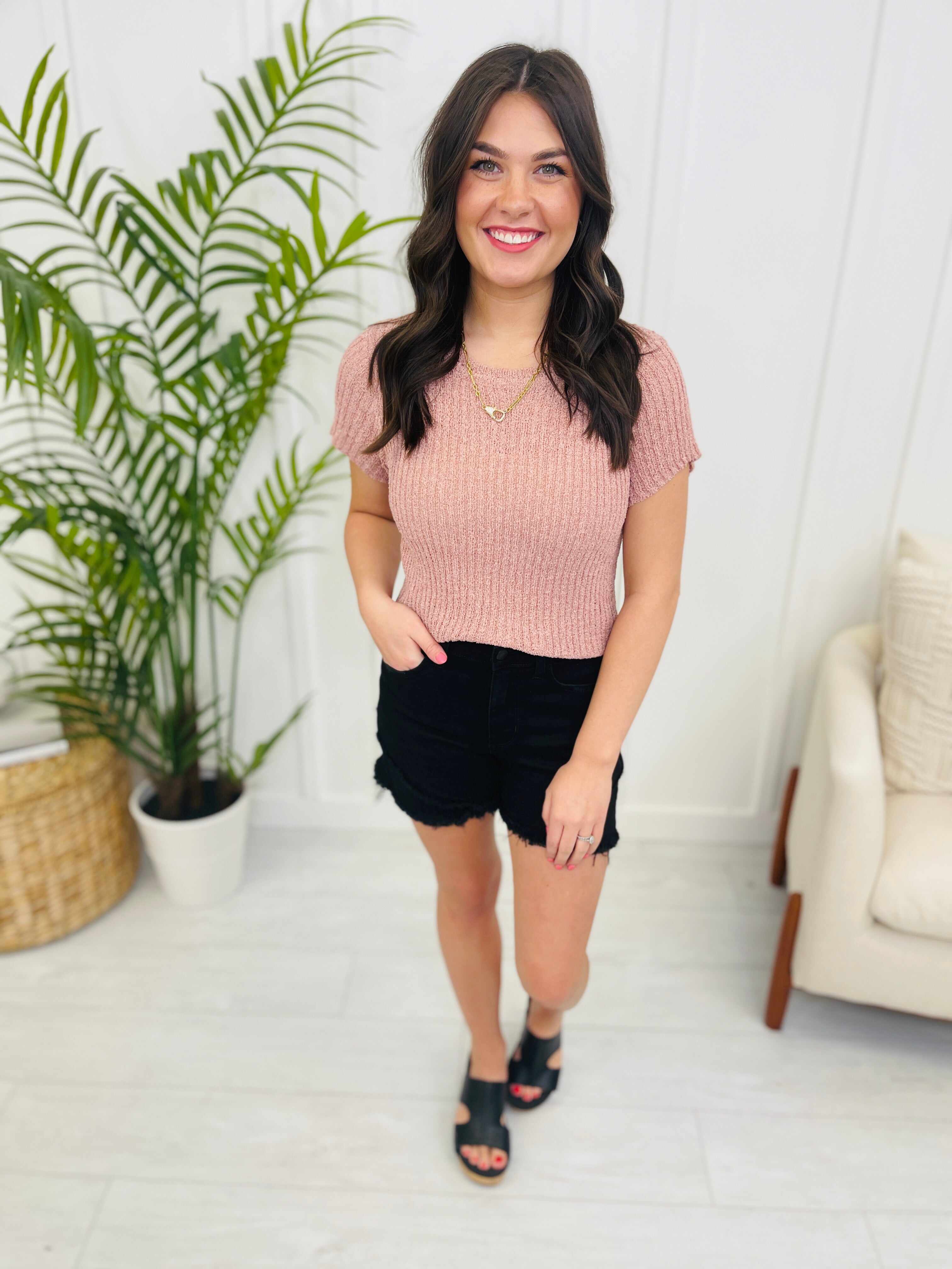 REG/CURVY Paint It Black Tulip Hem Shorts