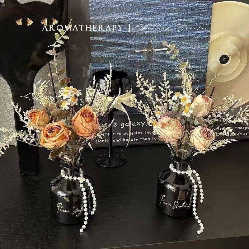 Dried Flower Aromatherapy Diffuser with Black Glass Vase & Pearl Chain, Decorative Home Fragrance Ornament for Bedroom & Living Room